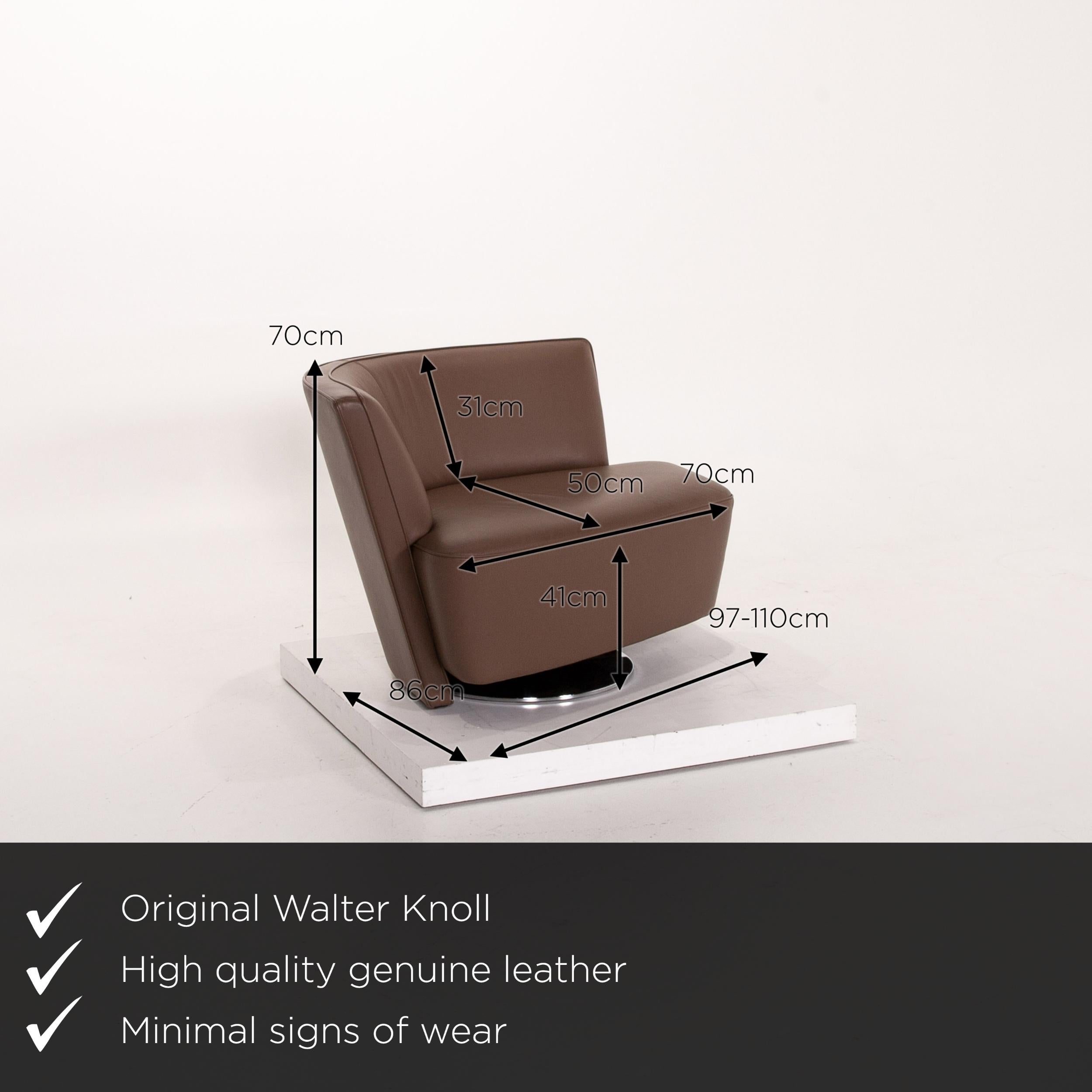 We present to you a Walter Knoll drift leather armchair set brown 1x armchair 1x stool.

Product measurements in centimeters:

Depth 86
Width 97
Height 70
Seat height 41
Rest height 30
Seat depth 50
Seat width 70
Back height