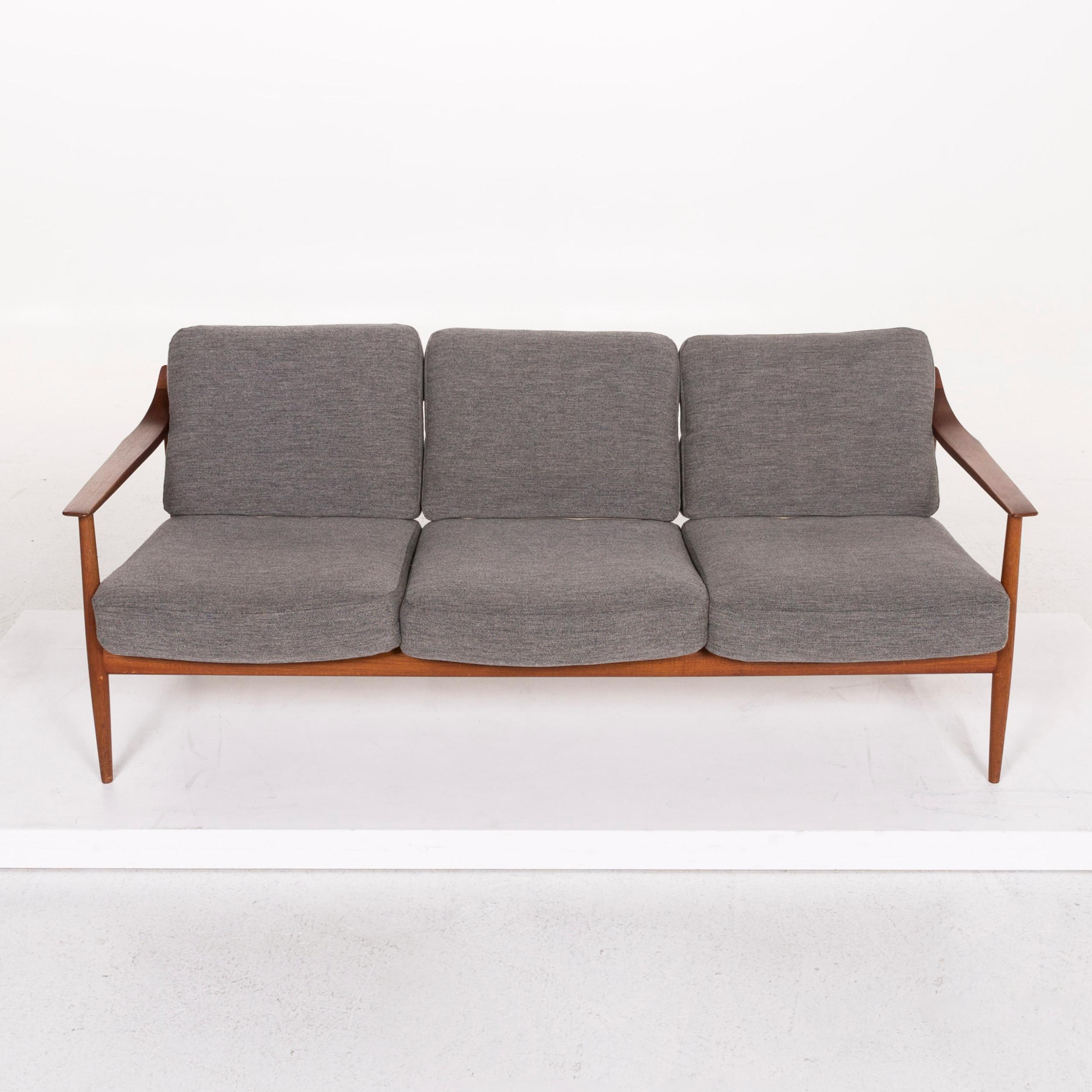 Contemporary Walter Knoll Fabric Sofa Gray Three-Seat Couch For Sale