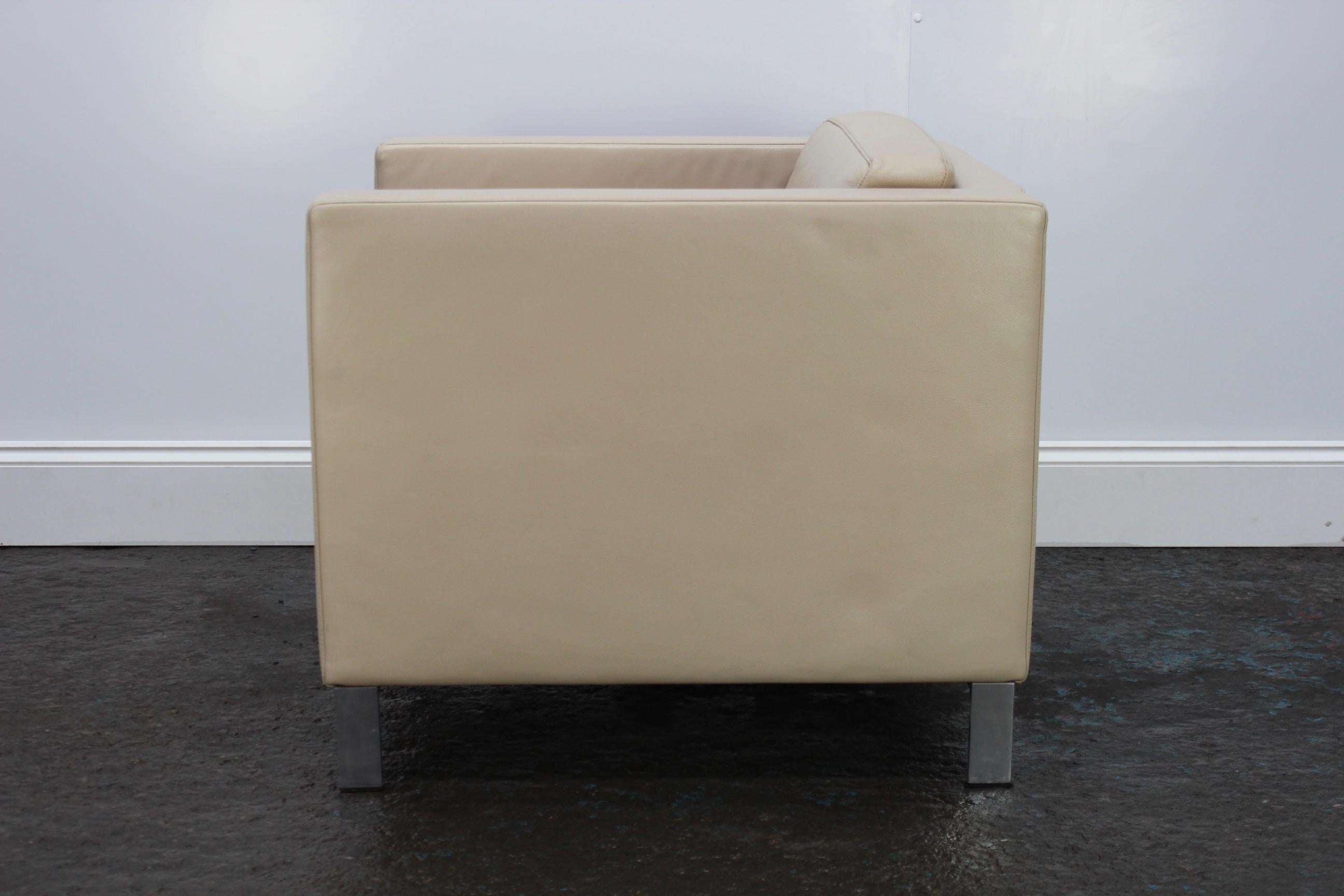 Walter Knoll „Foster 500.10“ Sessel aus elfenbeinfarbenem Leder von Sir Norman Foster (Deutsch) im Angebot