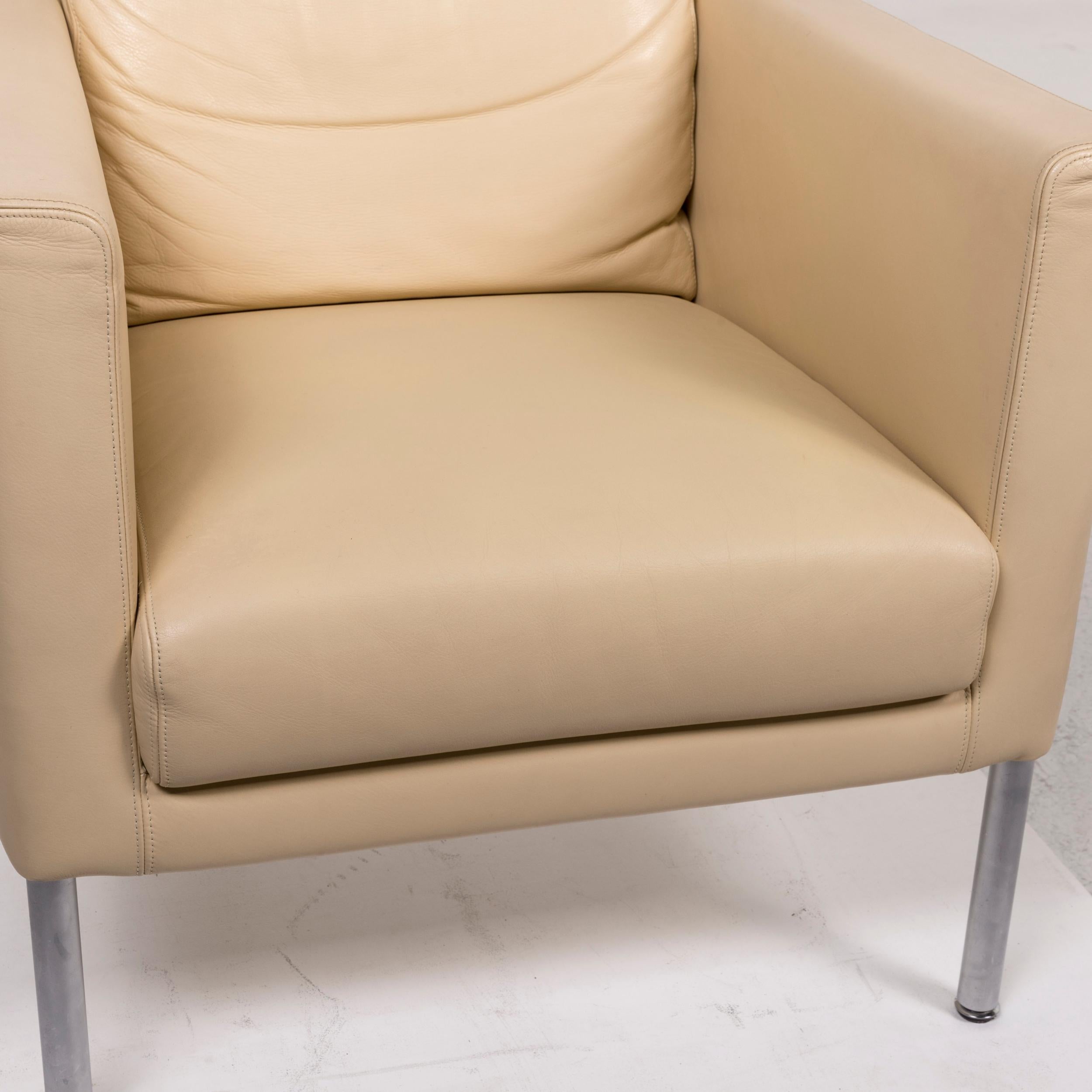 We bring to you a Walter Knoll Jason armchair set cream 2 armchair.


 Product measurements in centimeters:
 

Depth 76
Width 72
Height 82
Seat-height 44
Rest-height 65
Seat-depth 48
Seat-width 52
Back-height 38.
 