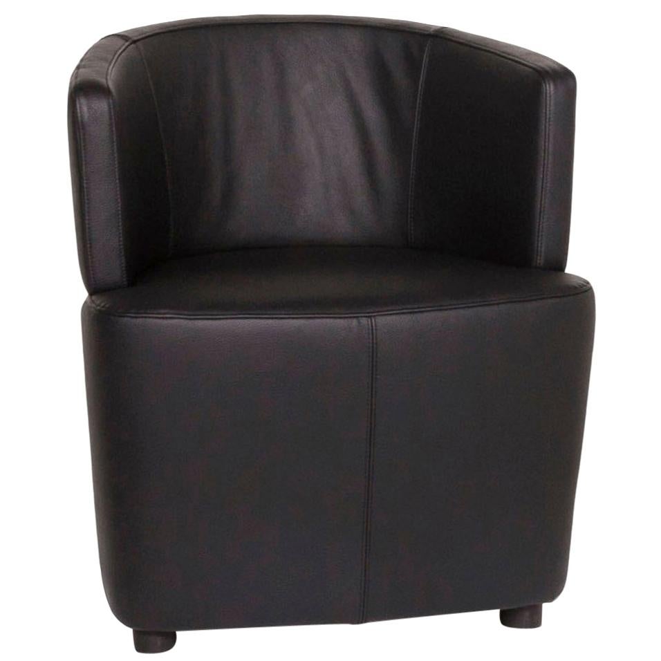 Knoll International Barcelona Chair Leather Armchair Black at 1stDibs