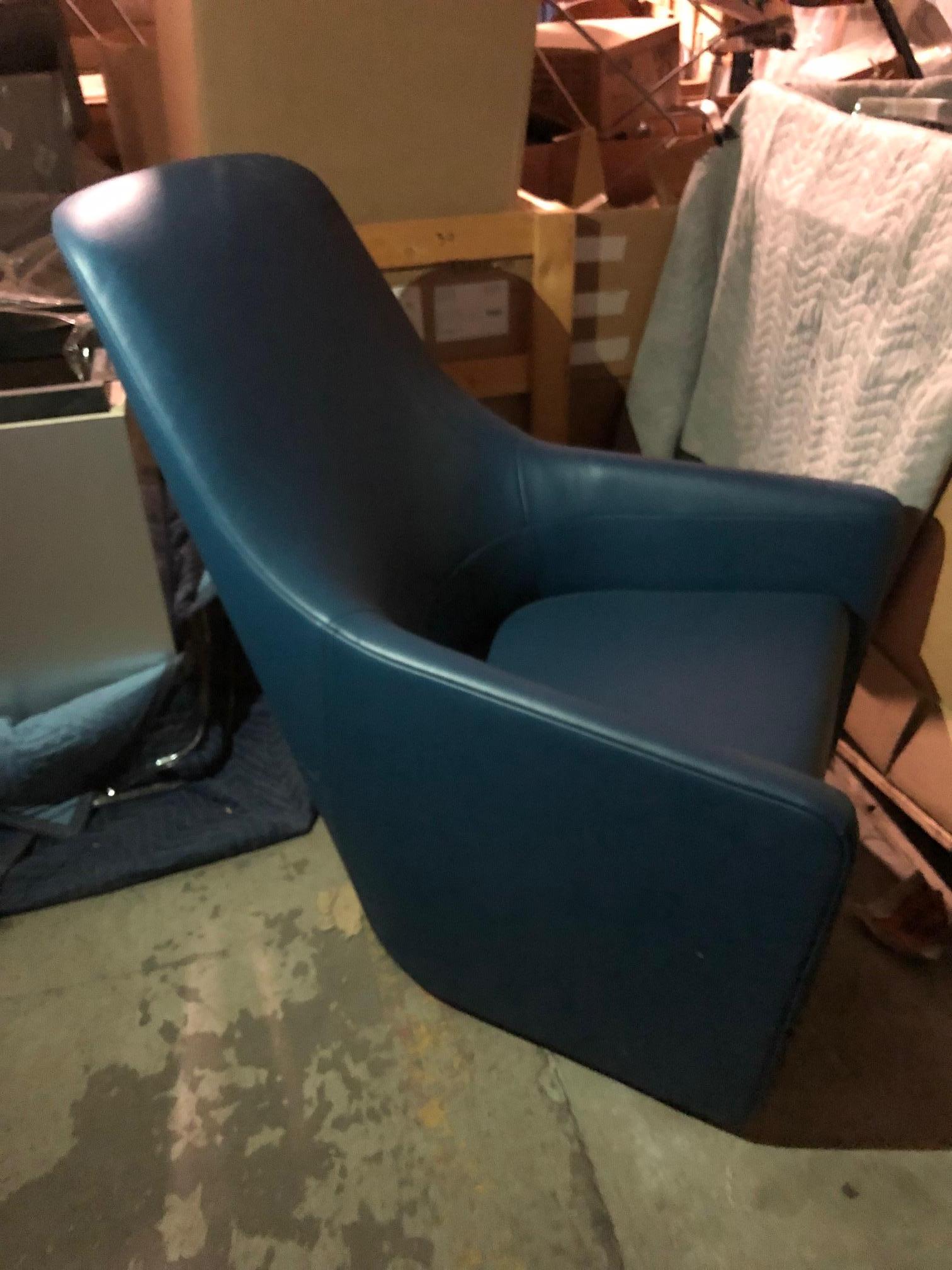 foster 520 armchair