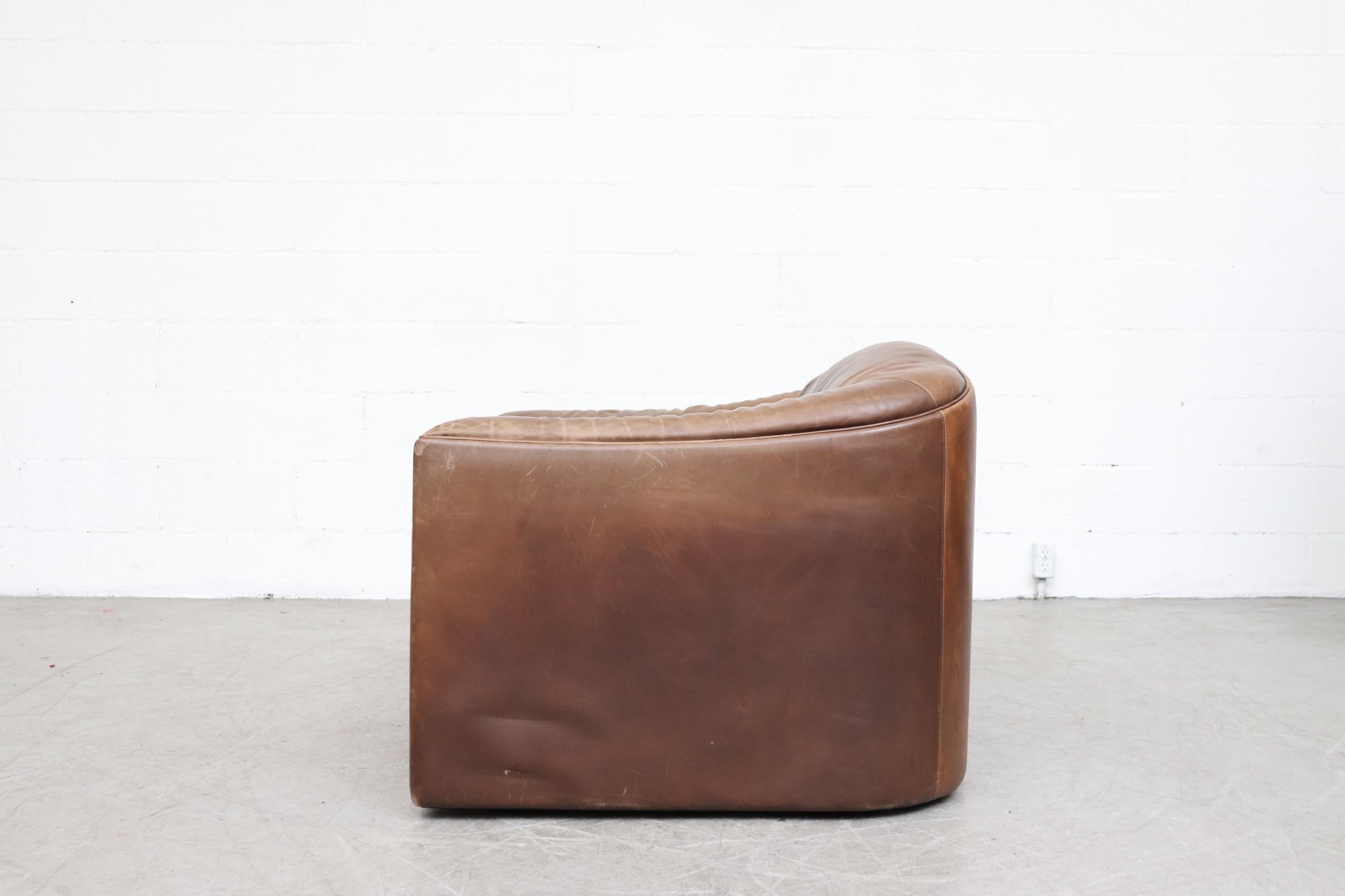 Walter Knoll thick leather lounge chair with nice heavy patina. In Original condition with visible signs of wear. Wear is consistent with its age and use. Matching sofa also available (LU922413508822), listed separately. Color may vary slightly from