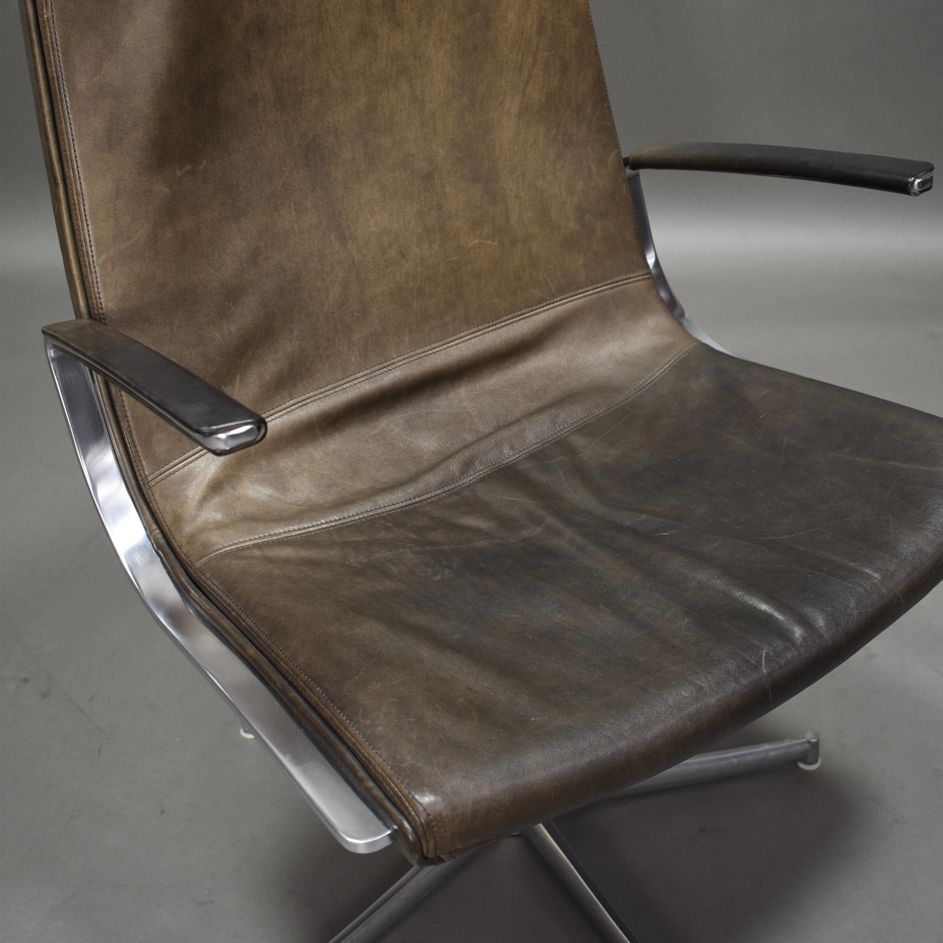 Four Walter Knoll Leather Office / Desk Swivel Armchairs, Germany, 1975 14
