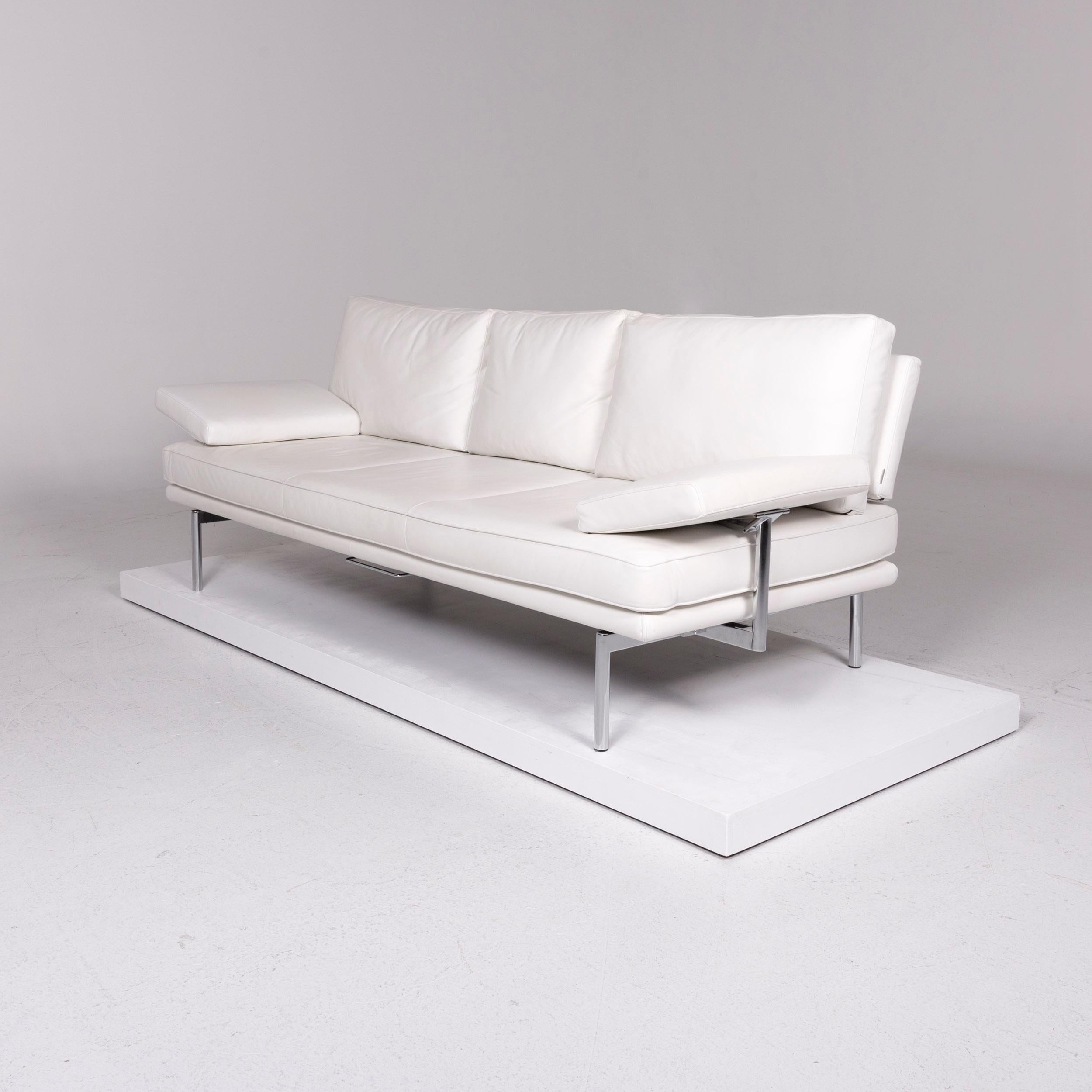 Walter Knoll Living Platform Leather Sofa White Three-Seat Function Couch In Good Condition For Sale In Cologne, DE