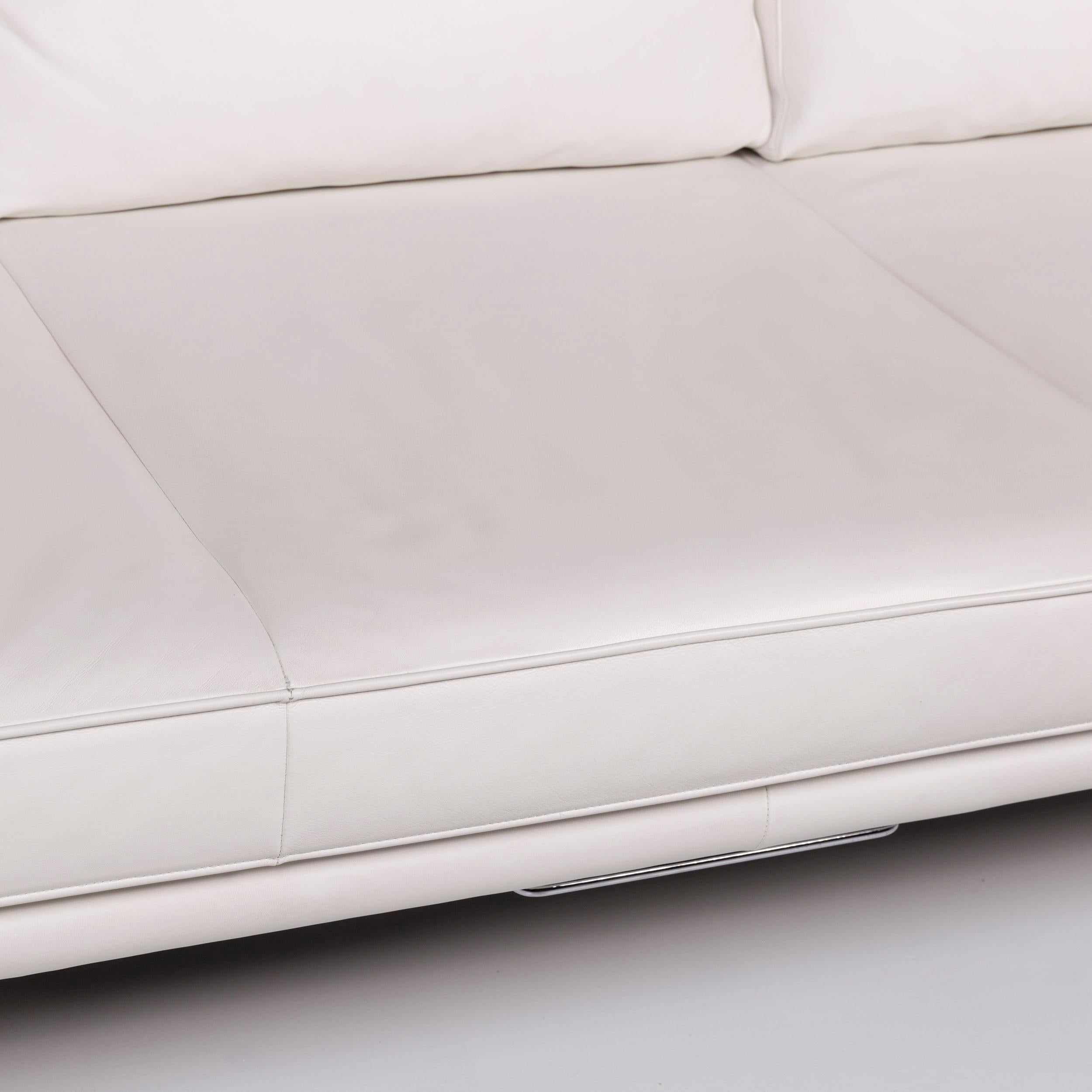 Contemporary Walter Knoll Living Platform Leather Sofa White Three-Seat Function Couch For Sale