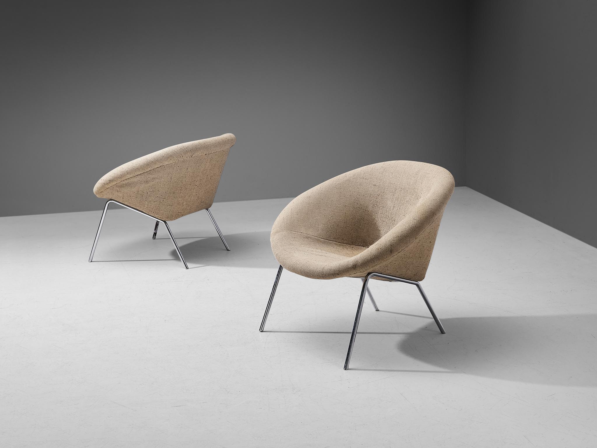 German Walter Knoll Pair of Lounge Chairs in Off-White Upholstery