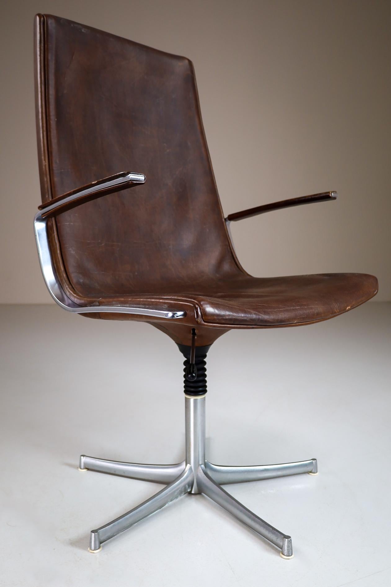 Aluminum Walter Knoll Patinated Leather Office / Desk Swivel Armchair, Germany, 1970s