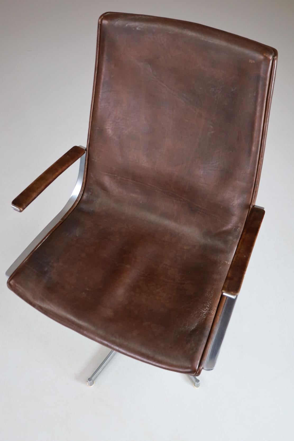 Walter Knoll Patinated Leather Office / Desk Swivel Armchair, Germany, 1970s 2