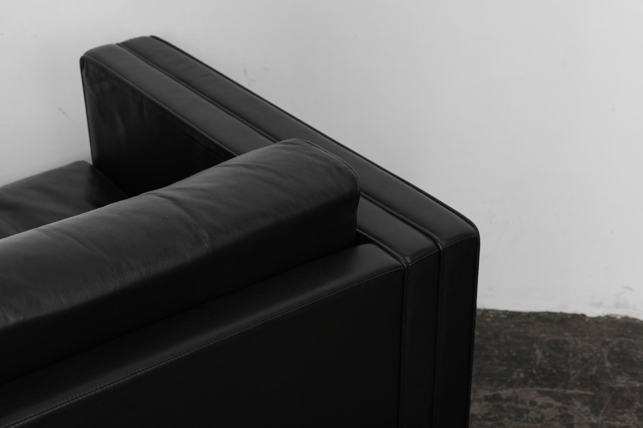 Late 20th Century Walter Knoll Studio Line Series black leather sofa designed by Jürgen Lange For Sale