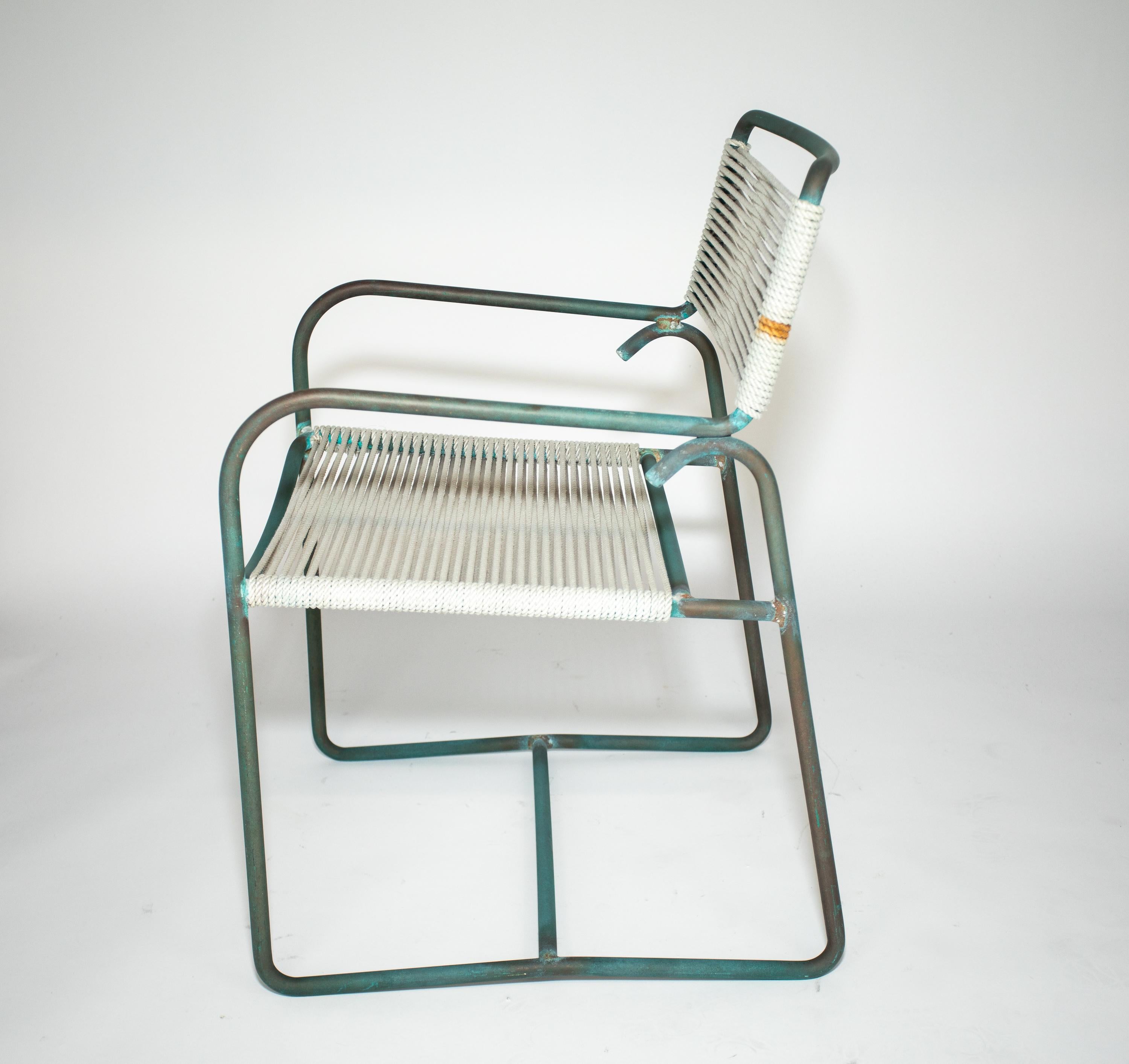 Walter Lamb Arm Chairs.
Hergestellt von Brown Jordan
Schöne natürliche Grünspanoberfläche
6er-Set
