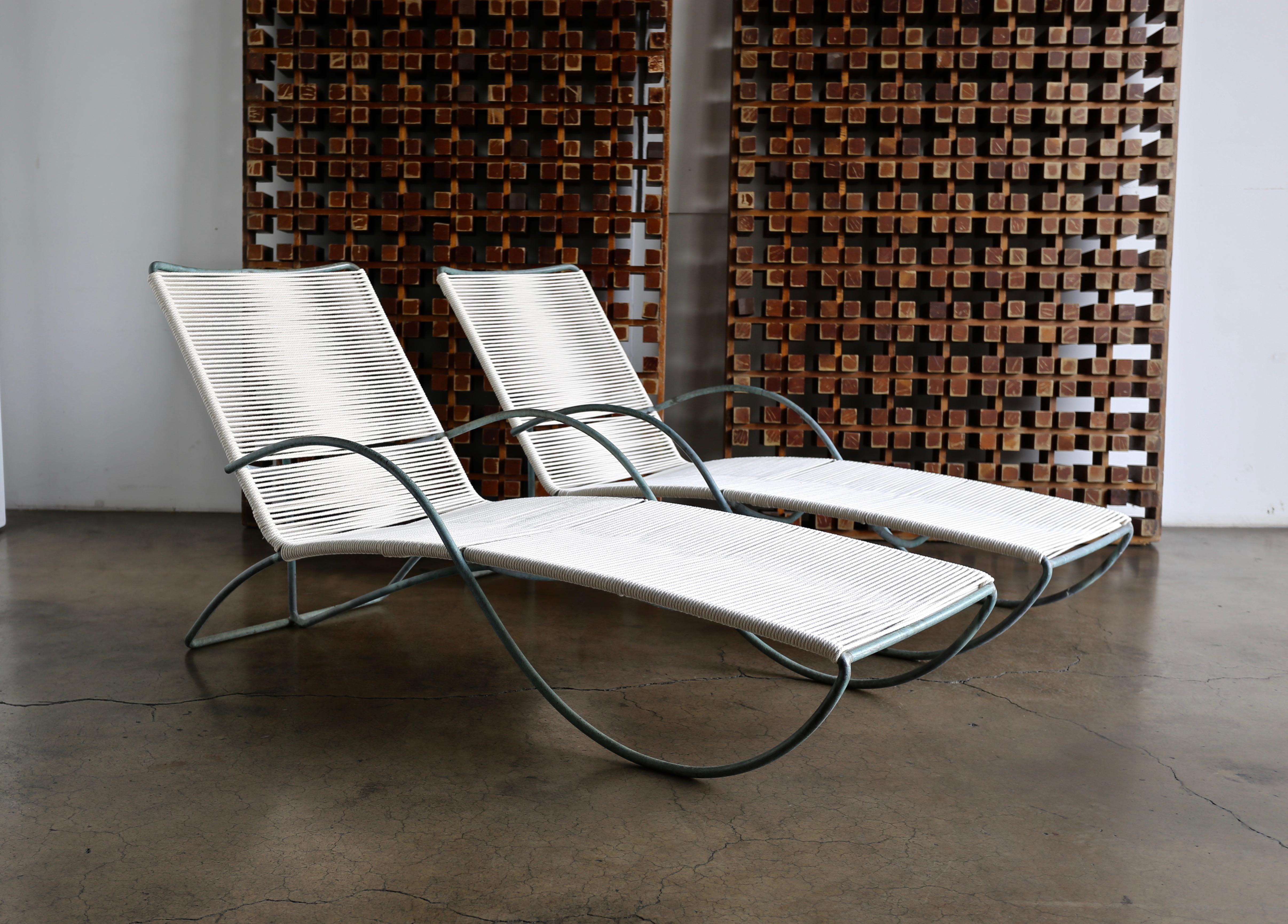 Walter Lamb Chaise Lounges Model C-4700, circa 1960 2