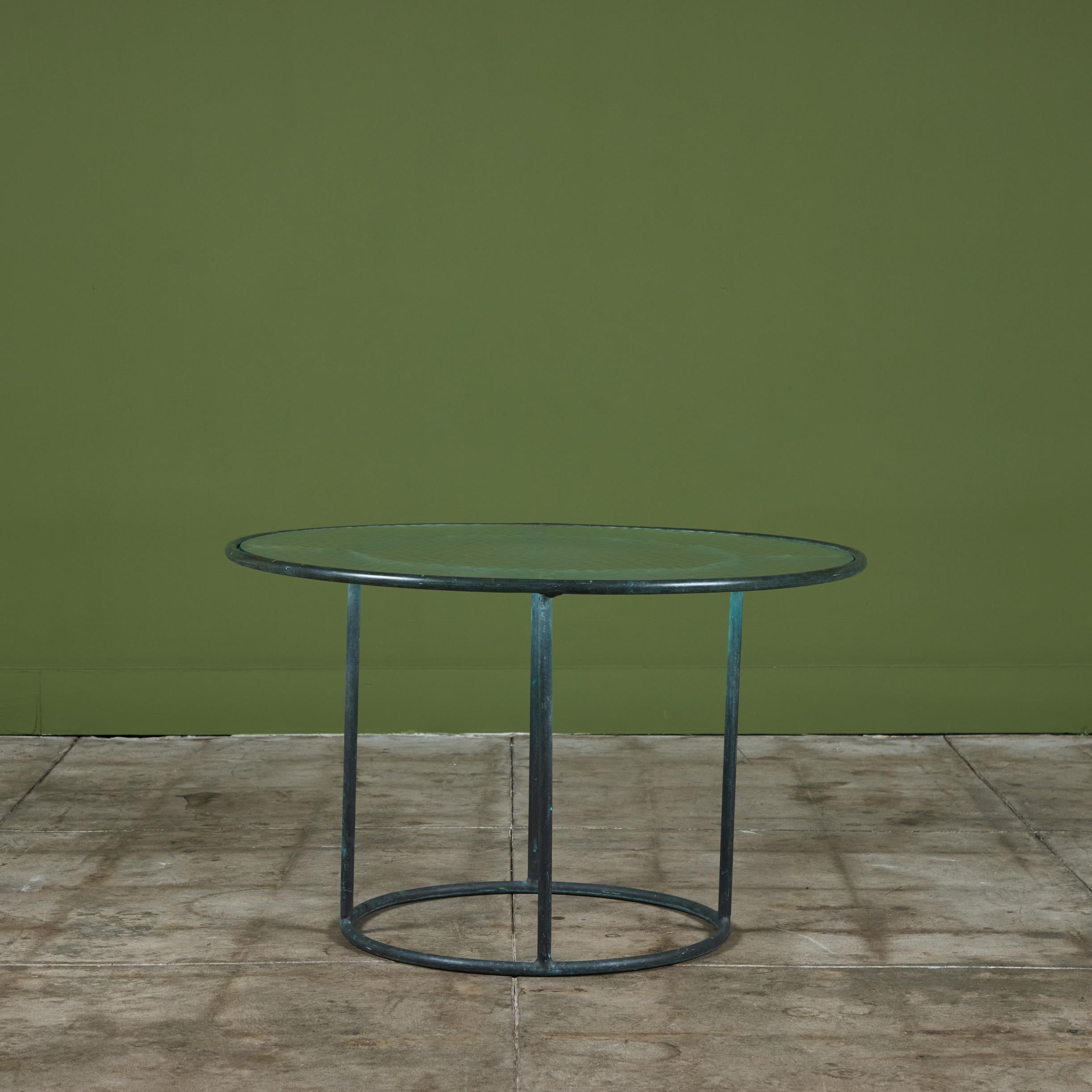 Walter Lamb for Brown Jordan Bronze Patio Occasional Table For Sale 1
