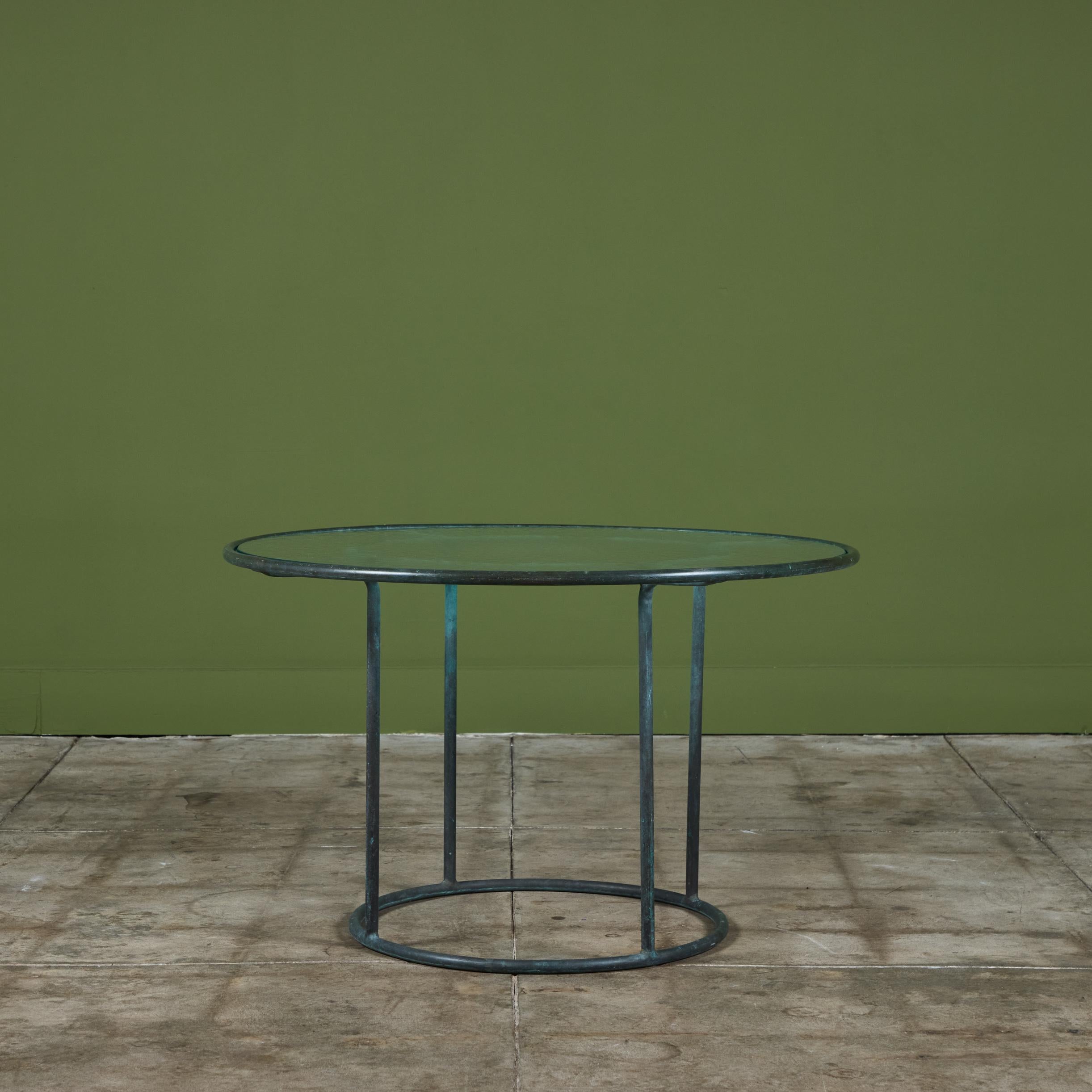 Walter Lamb for Brown Jordan Bronze Patio Occasional Table For Sale 3