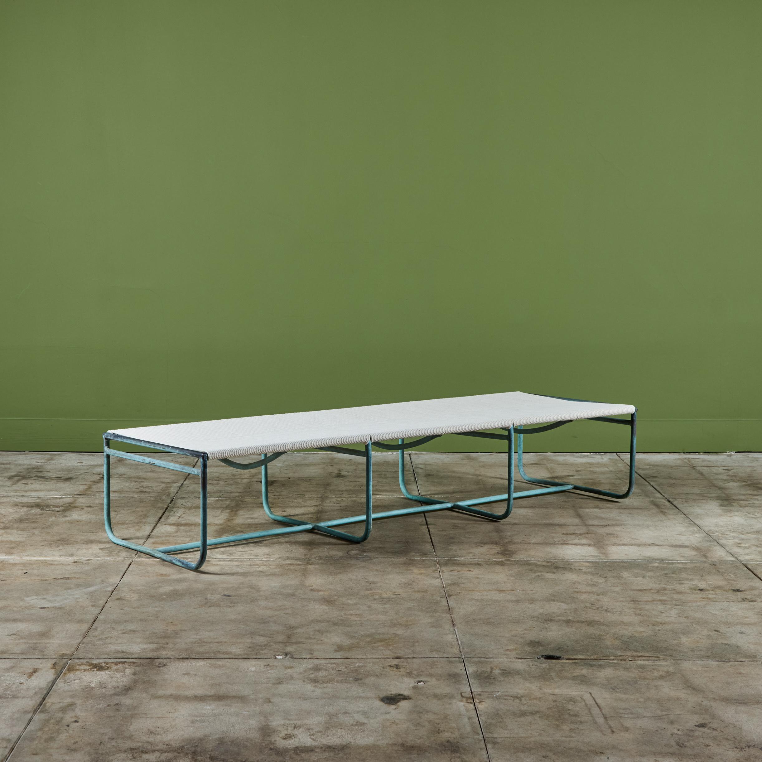 Banco de tres plazas Walter Lamb para patio Brown Jordan Bronce en venta 2