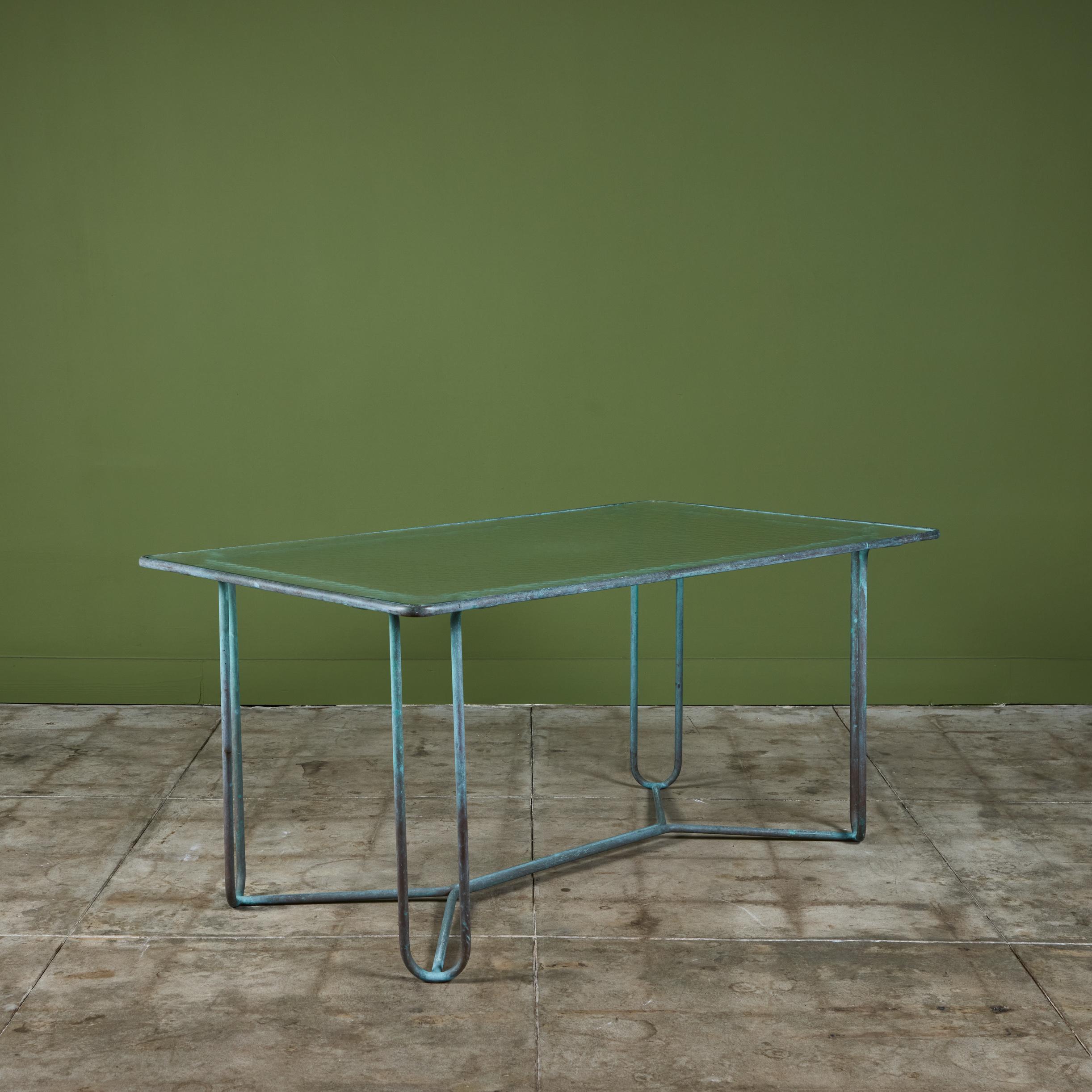 Milieu du XXe siècle Table à manger de patio rectangulaire en bronze Walter Lamb pour Brown Jordan en vente