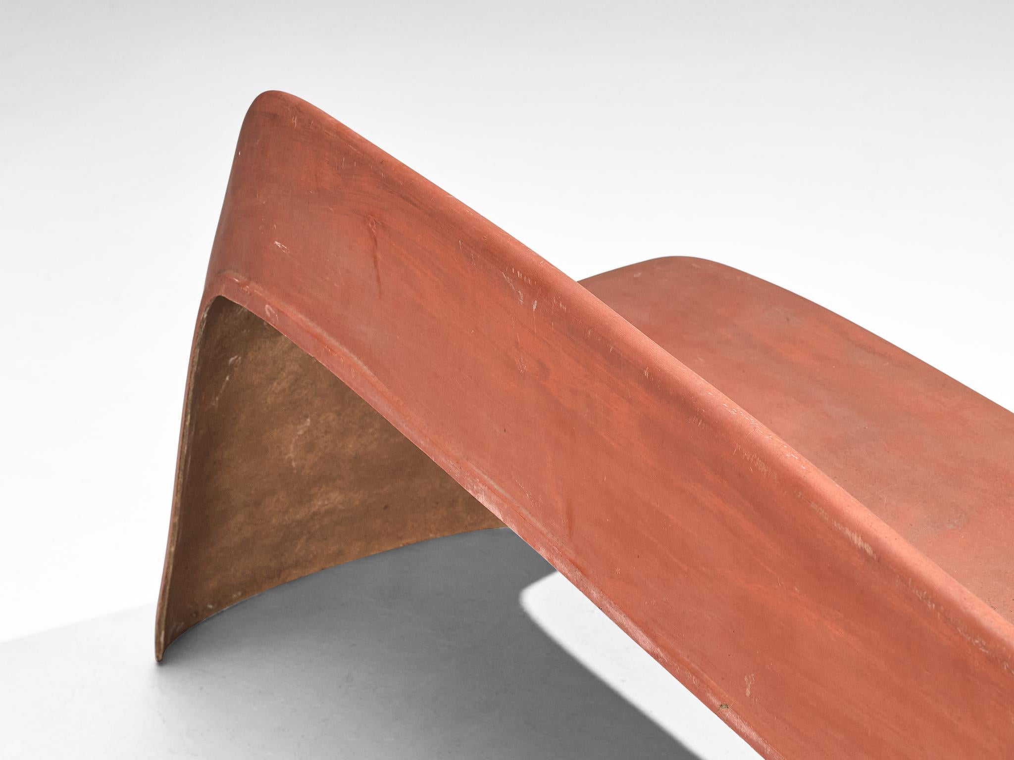 Walter Papst for Wilkhahn Bench in Pink Fiberglass  In Good Condition For Sale In Waalwijk, NL