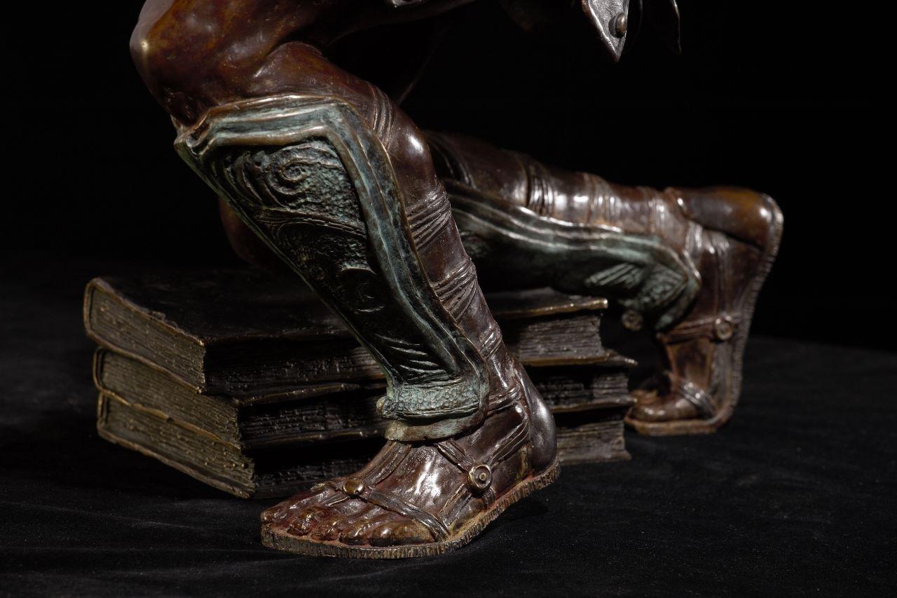 Guerrero RIL de Walter Peter Brenner - Figura masculina, escultura de bronce, mitología en venta 11