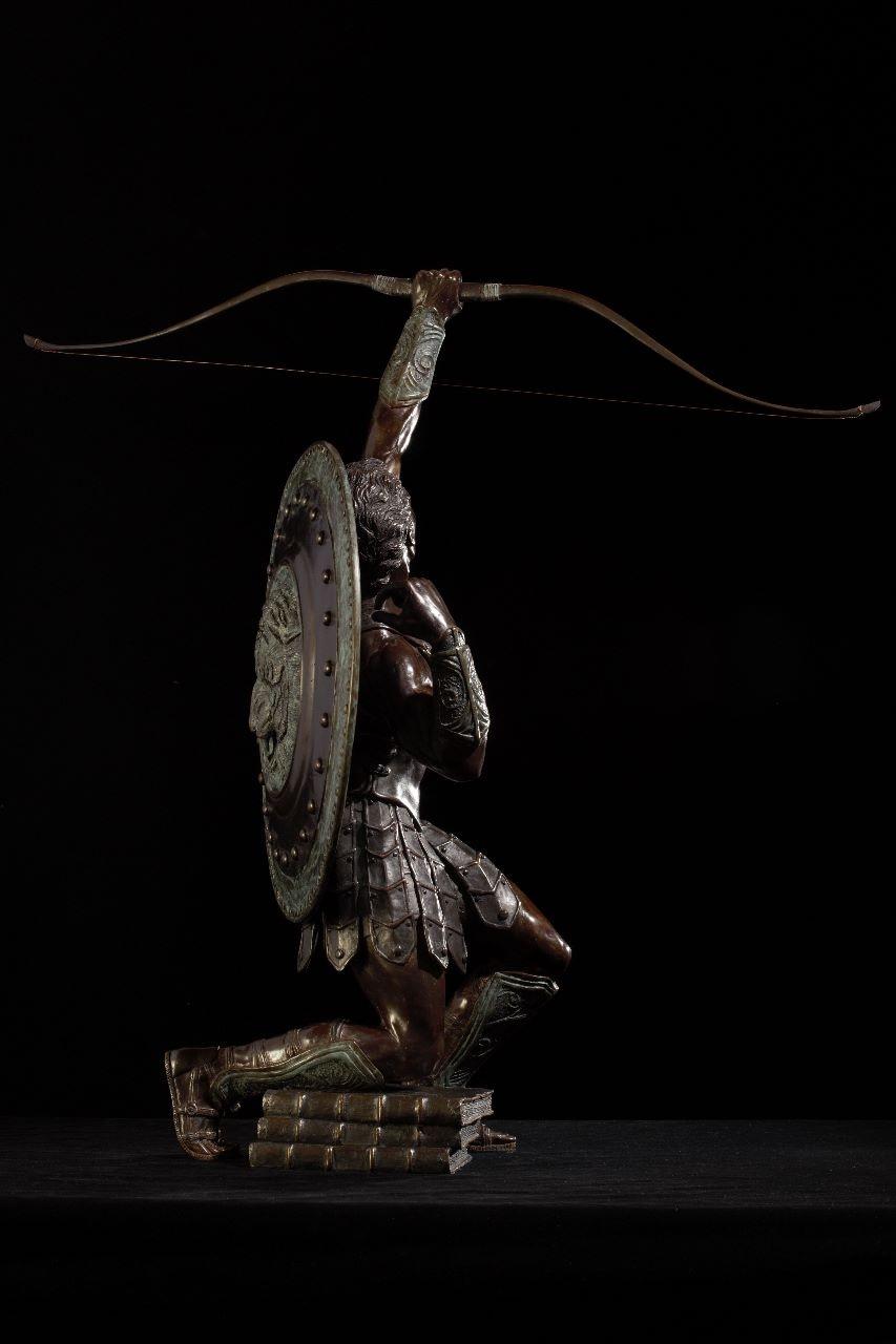Guerrero RIL de Walter Peter Brenner - Figura masculina, escultura de bronce, mitología en venta 2