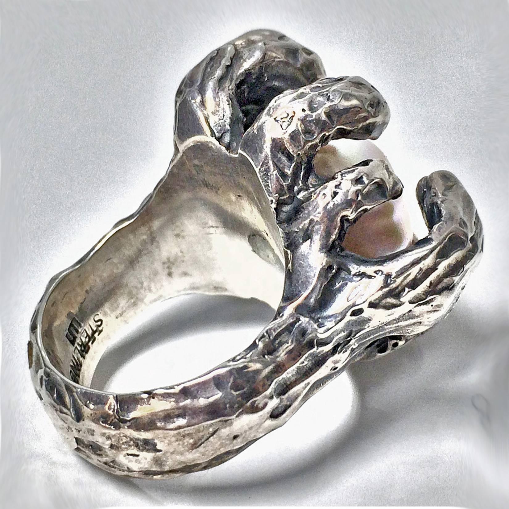 Walter Schluep Figurative Sterling Silver Pearl Ring In Good Condition In Toronto, ON