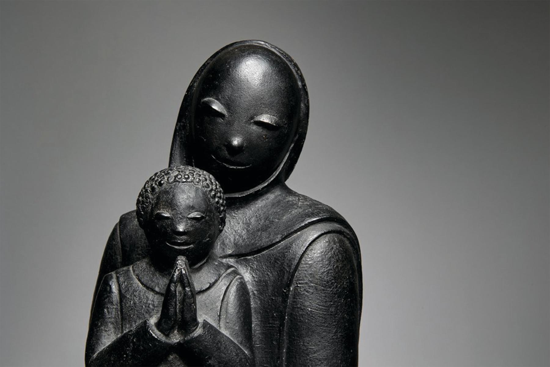 Madre e bambino, scultura della metà del XX secolo, artista della Scuola di Cleveland - Sculpture di Walter Sinz