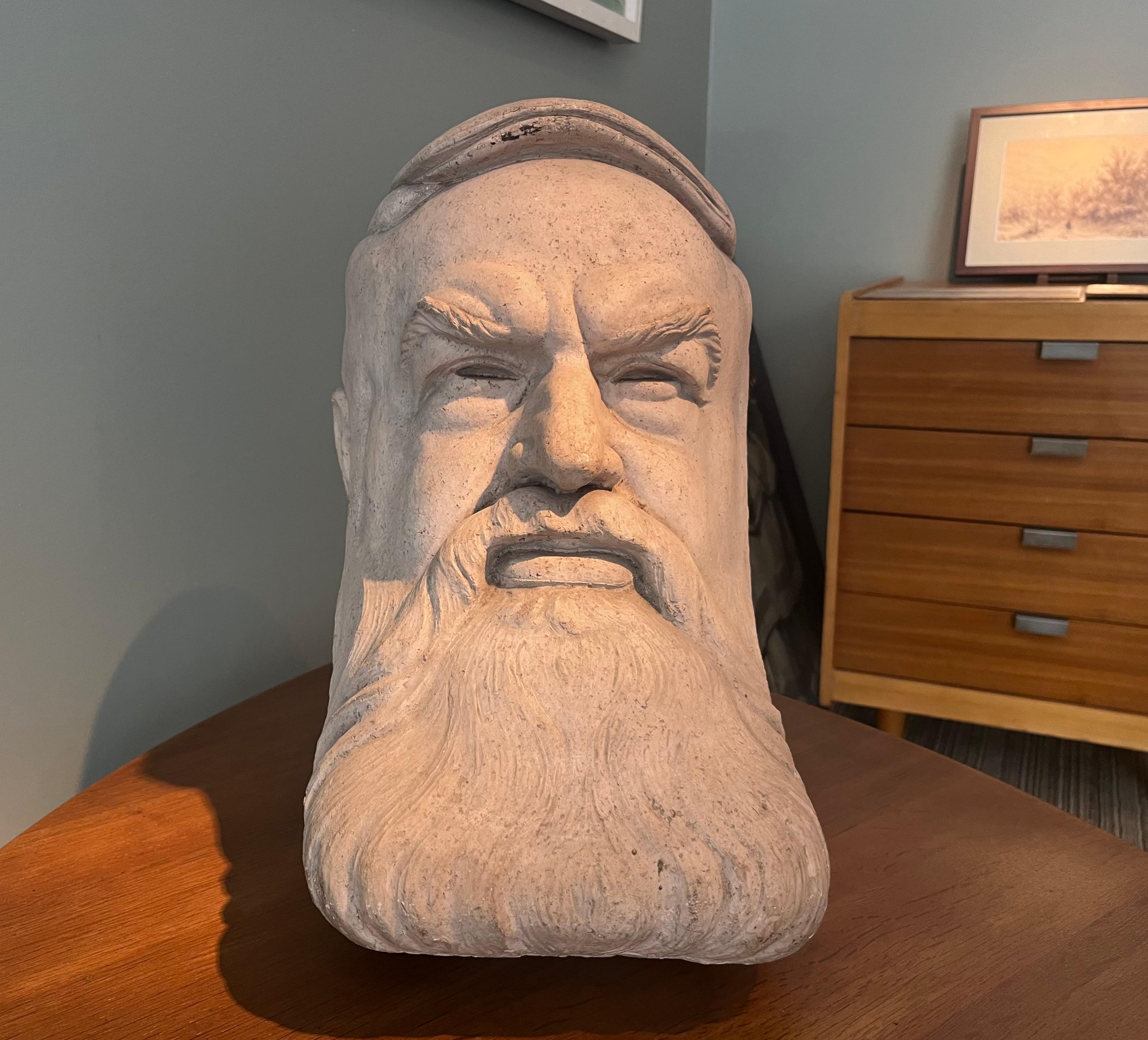 Walter Spaeny Figurative Sculpture – Kopfstatus - Skulptur des Kopfes von Tristan Barnard (1866 - 1947)