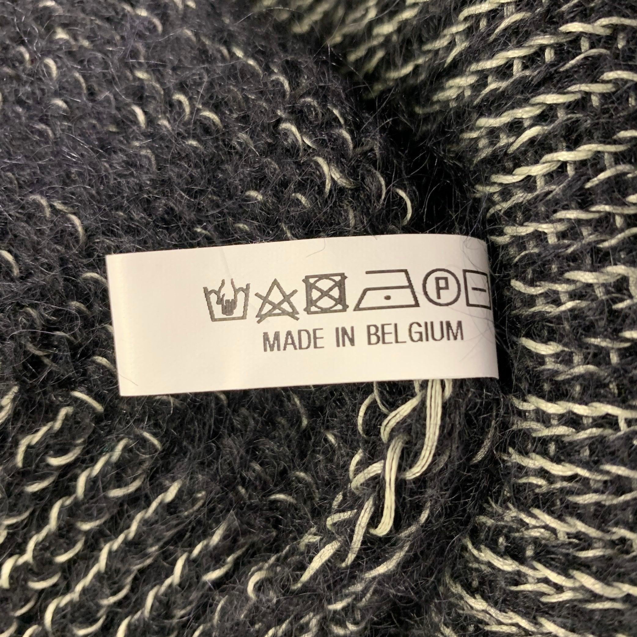 WALTER VAN BEIRENDONCK 2022 Size L Black Superkid Mohair Sweater Vest For Sale 3