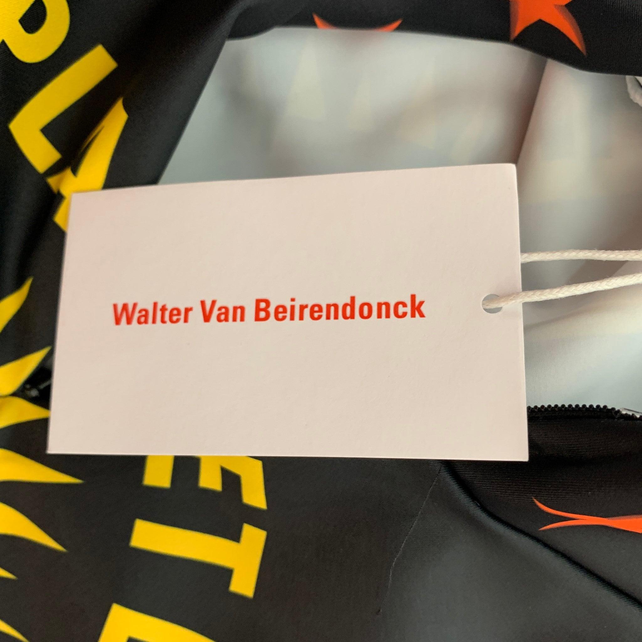 WALTER VAN BEIRENDONCK FW21 Size M Black Graphic Jersey Bike Top For Sale 2