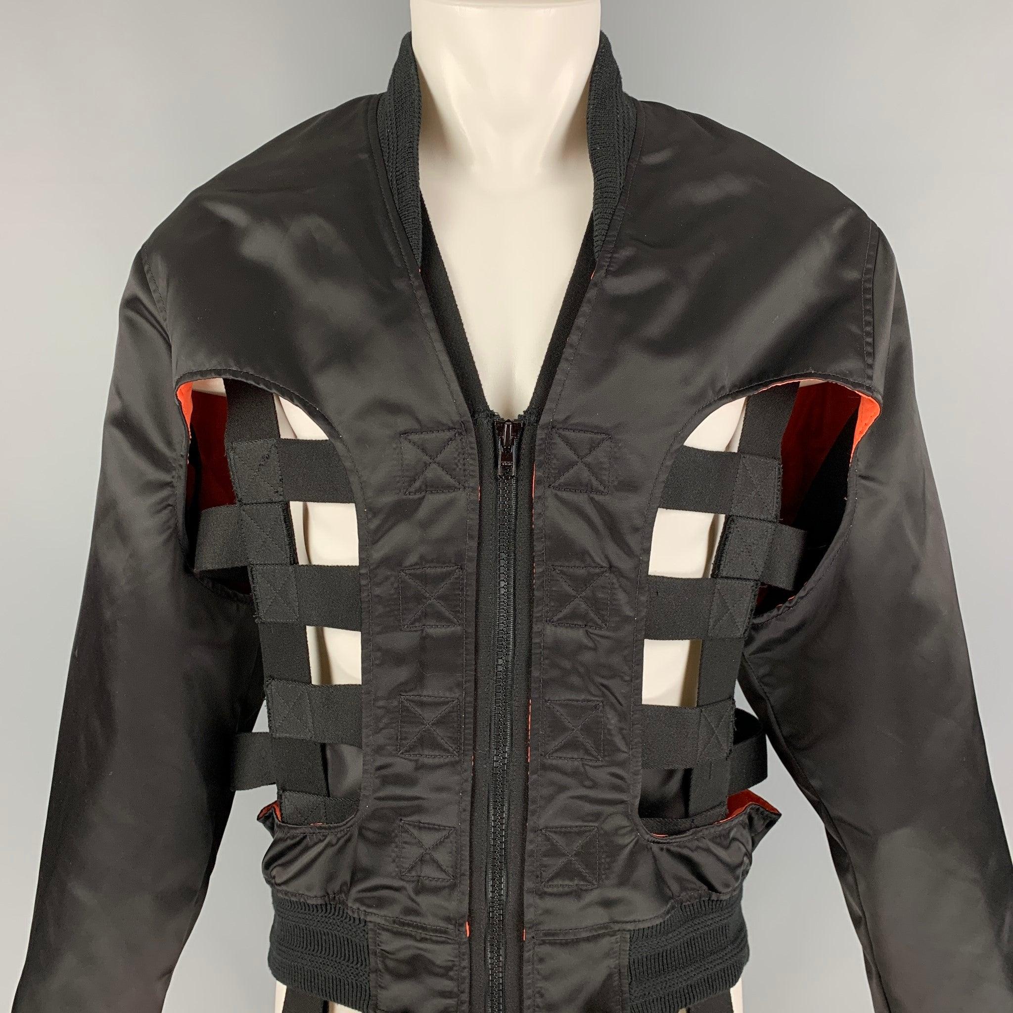 Il giubbotto Skeleton Bomber di Walter Van Beirendonck SS 19 'Wild is The Wind Collection' è in poliestere nero e presenta una vestibilità regolare, un design con 