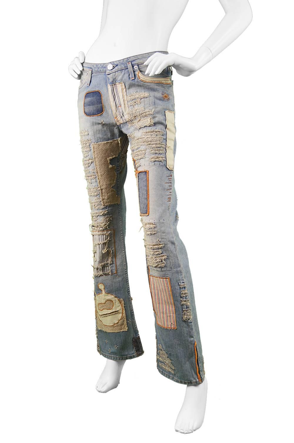 Walter Van Beirendonck Vintage 1990er W< Distressed Patchwork zerrissene Jeans im Zustand „Hervorragend“ in Doncaster, South Yorkshire