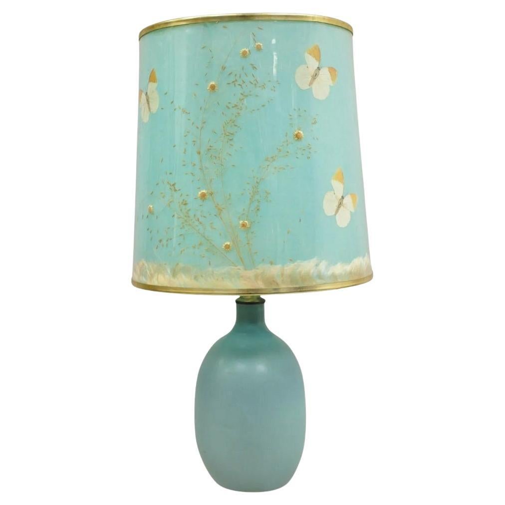 Walter Van Briggle lampe de bureau en poterie bulbeuse bleu turquoise avec abat-jour papillon en vente