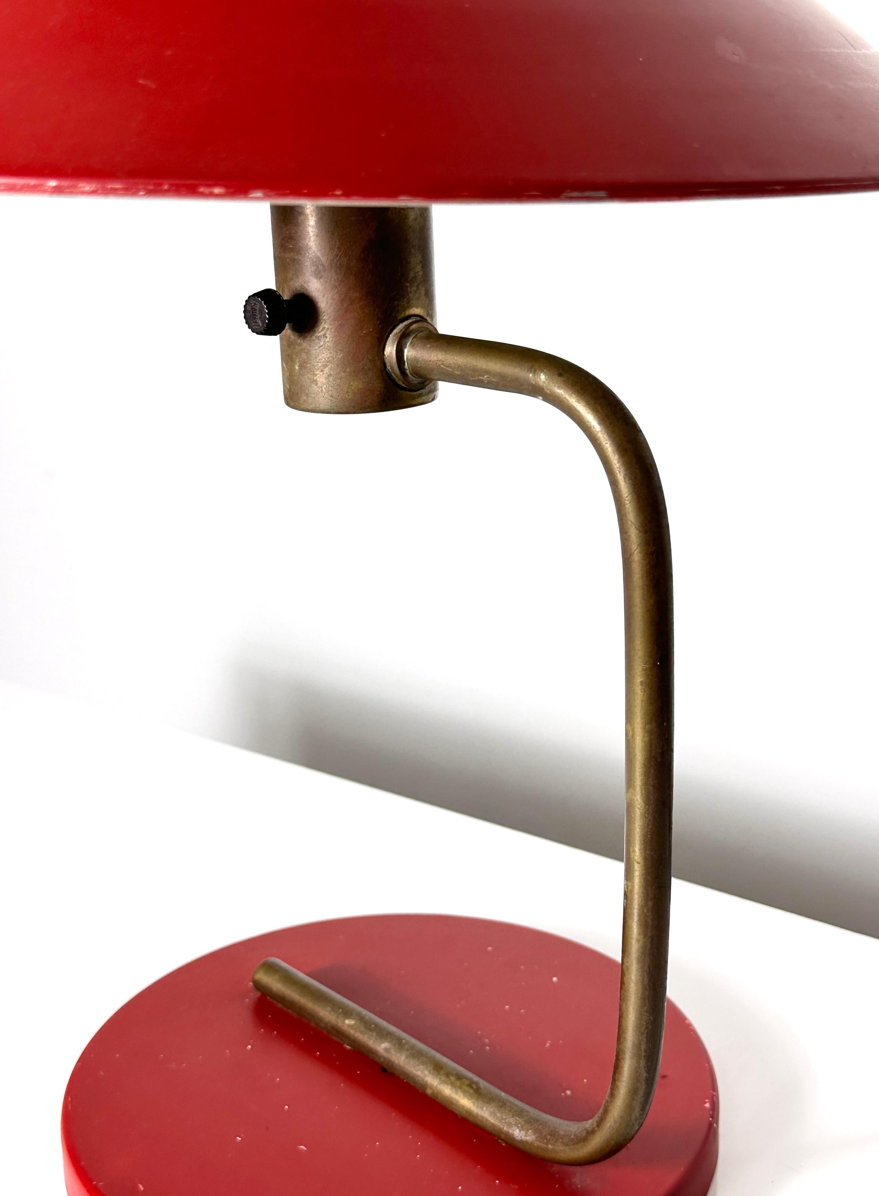Walter Von Nessen Red Enamel and Brass Table Lamp 1930s Art Deco For Sale 2