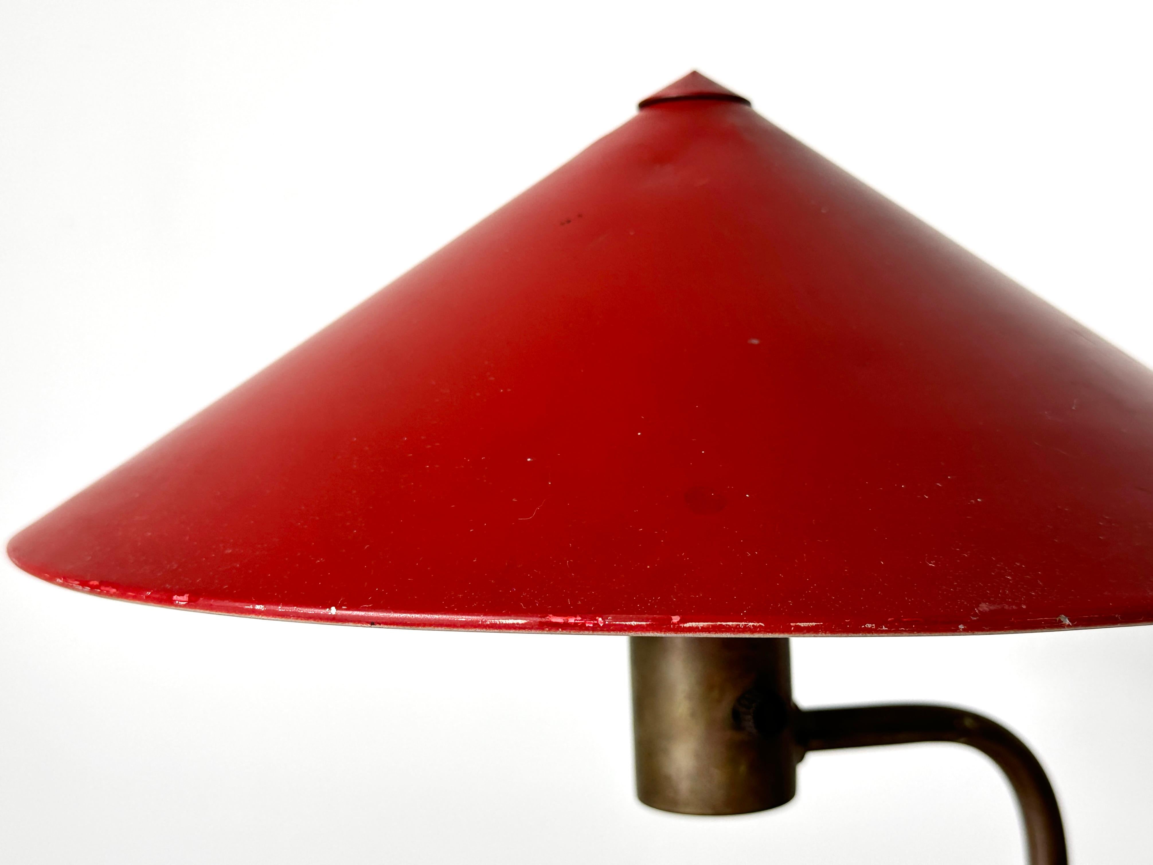 Walter Von Nessen Red Enamel and Brass Table Lamp 1930s Art Deco For Sale 3