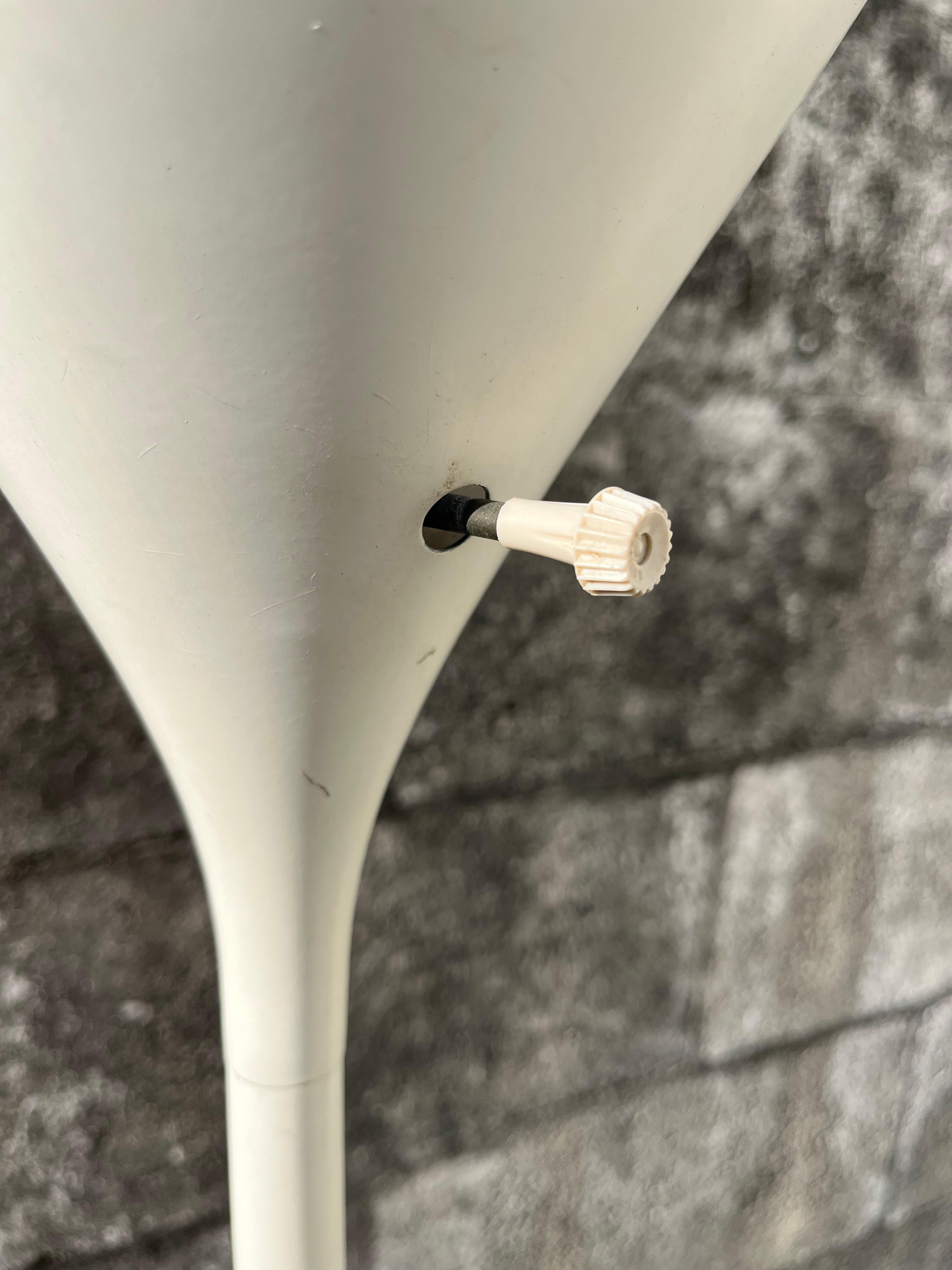 Walter Von Nessen Studios Torchiere Floor Lamp. Circa 1970s. For Sale 1