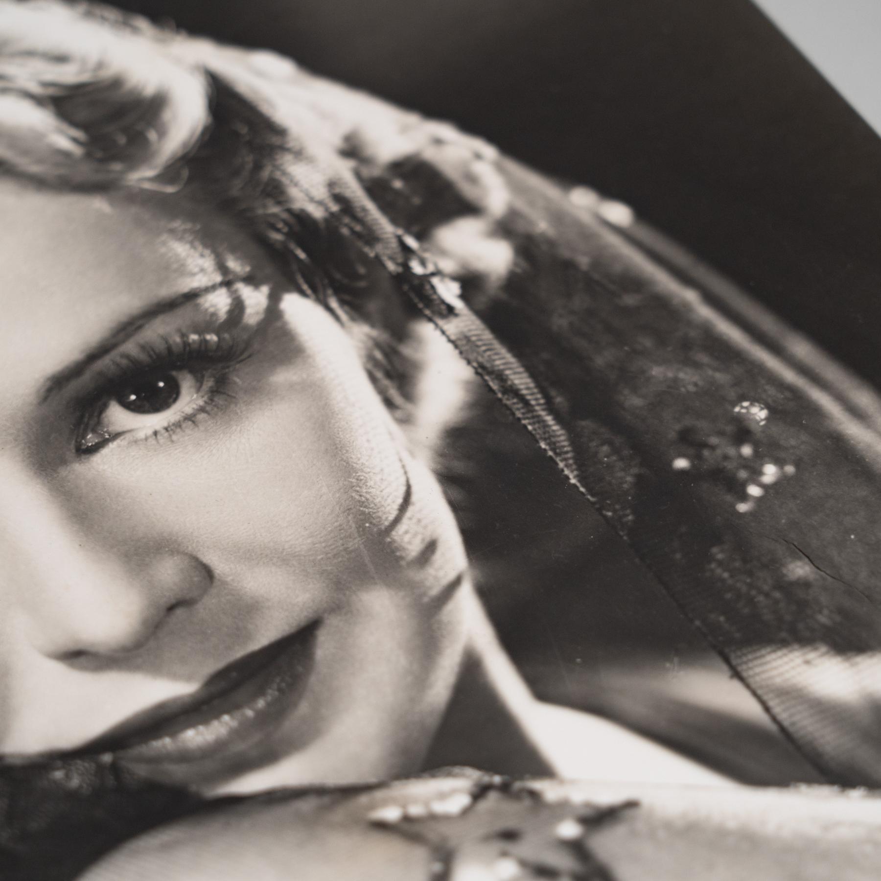 Walter Wagner. Photography of Madeline Carroll in the film 