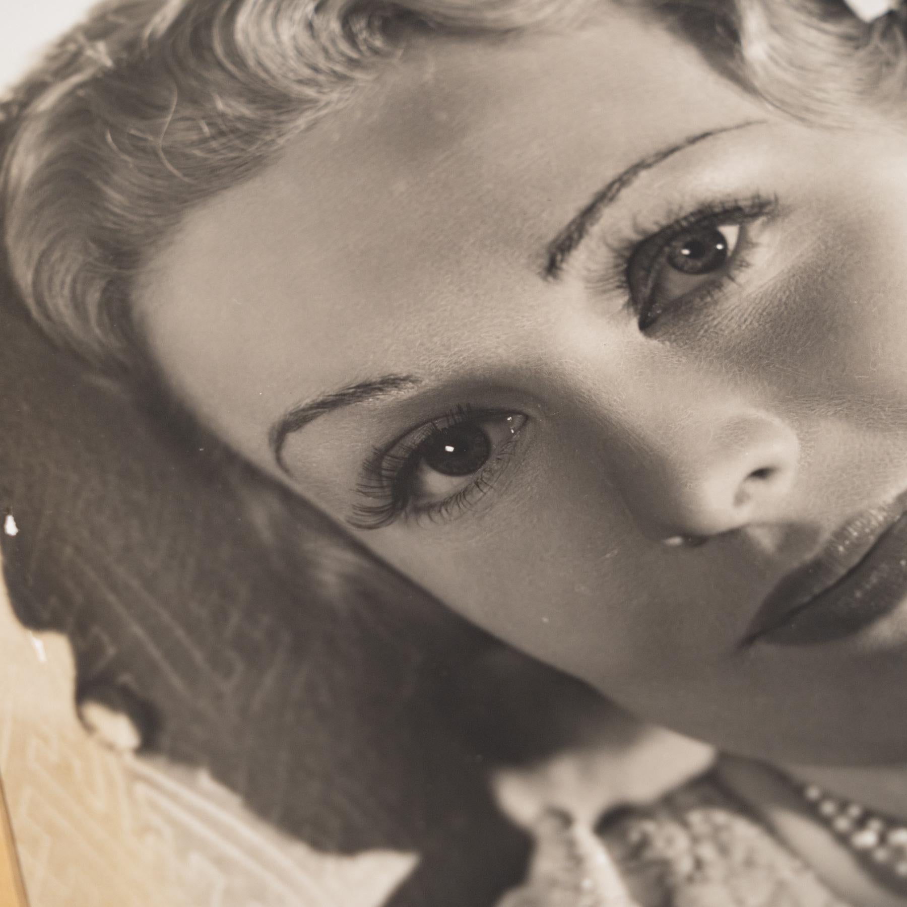 Walter Wagner. Photography of Madeline Carroll in the film 