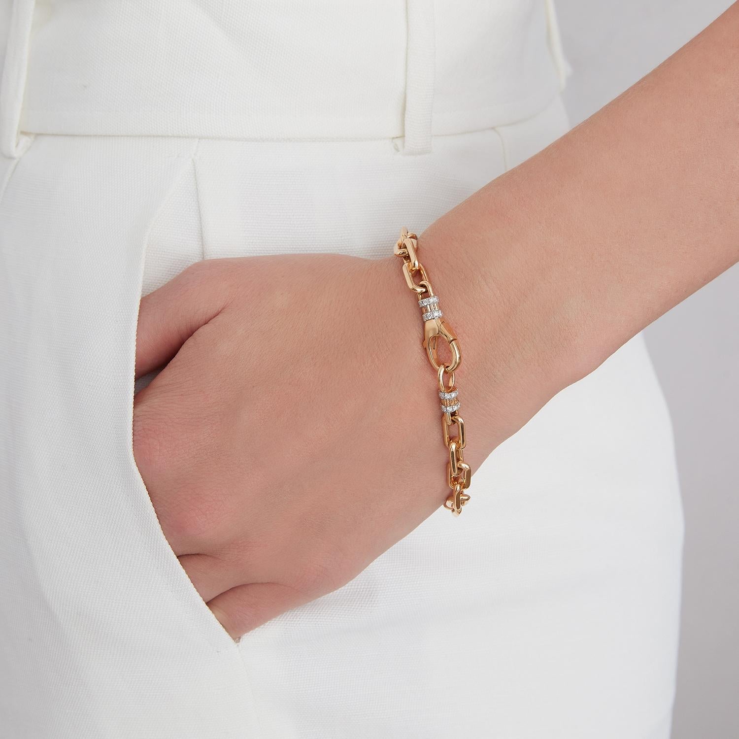 Walters Faith's Clive Collection 18K Rose Gold Chain Link Bracelet with Diamond Lobster Clasp. 0.45 Diamond Carat Weight. Bracelet has 10 double links and fits a 6.5