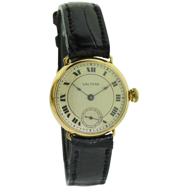 Waltham 14 Karat Yellow Gold Art Deco Wrist, circa 1918 For Sale at 1stdibs