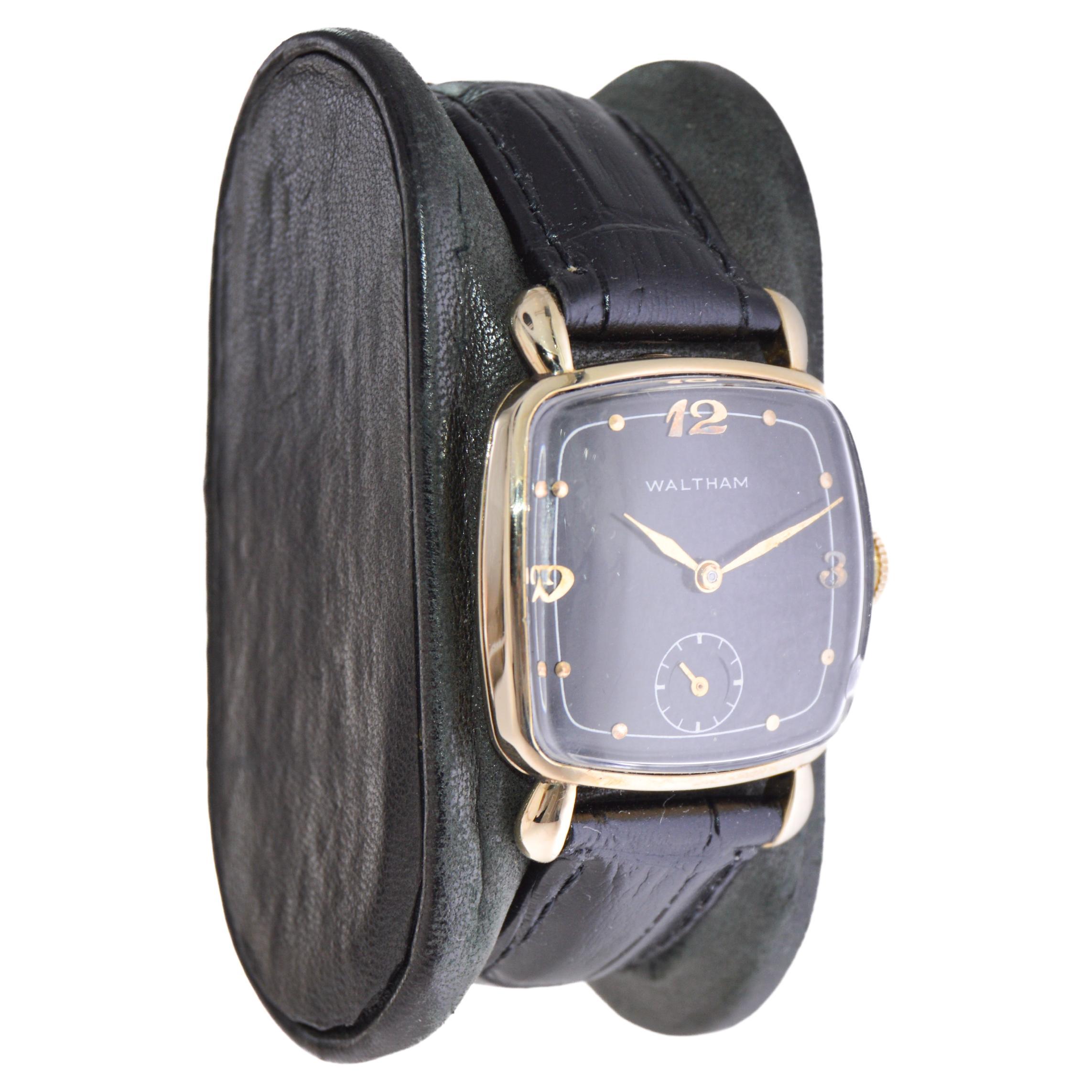 FACTORY / HOUSE: Waltham Watch Company
STYLE / REFERENCE: Cushion Shape / Art Deco 
METAL / MATERIAL: 14Kt. Solid Gold 
CIRCA / YEAR: 1940's
DIMENSIONS / SIZE: Length 37mm X Width 28mm
MOVEMENT / CALIBER: Manual Winding / 21 Jewels / Caliber 6/0 -