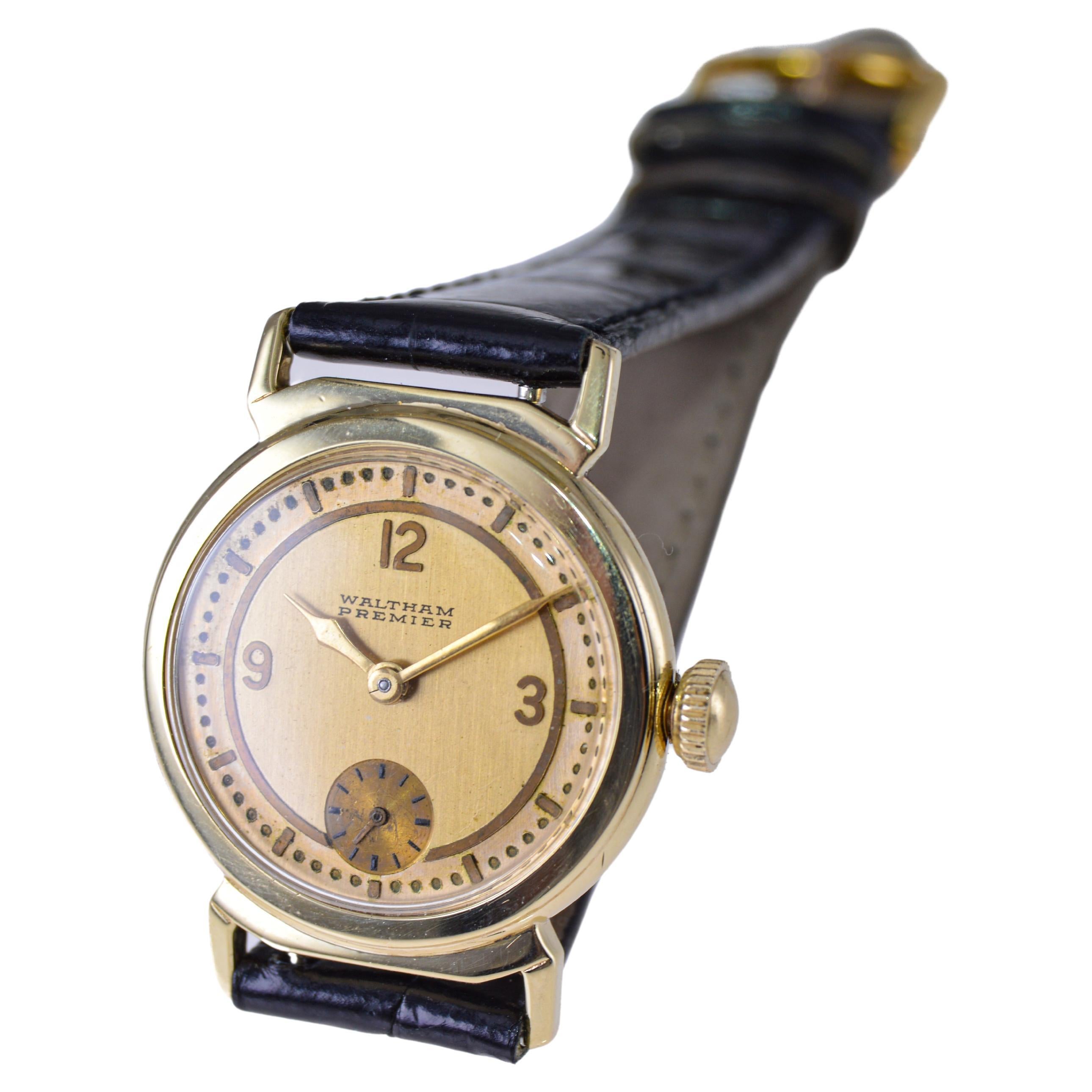 Women's or Men's Waltham 14k Solid Gold Rare Art Deco Watch with Original Gold Dial 1935 For Sale