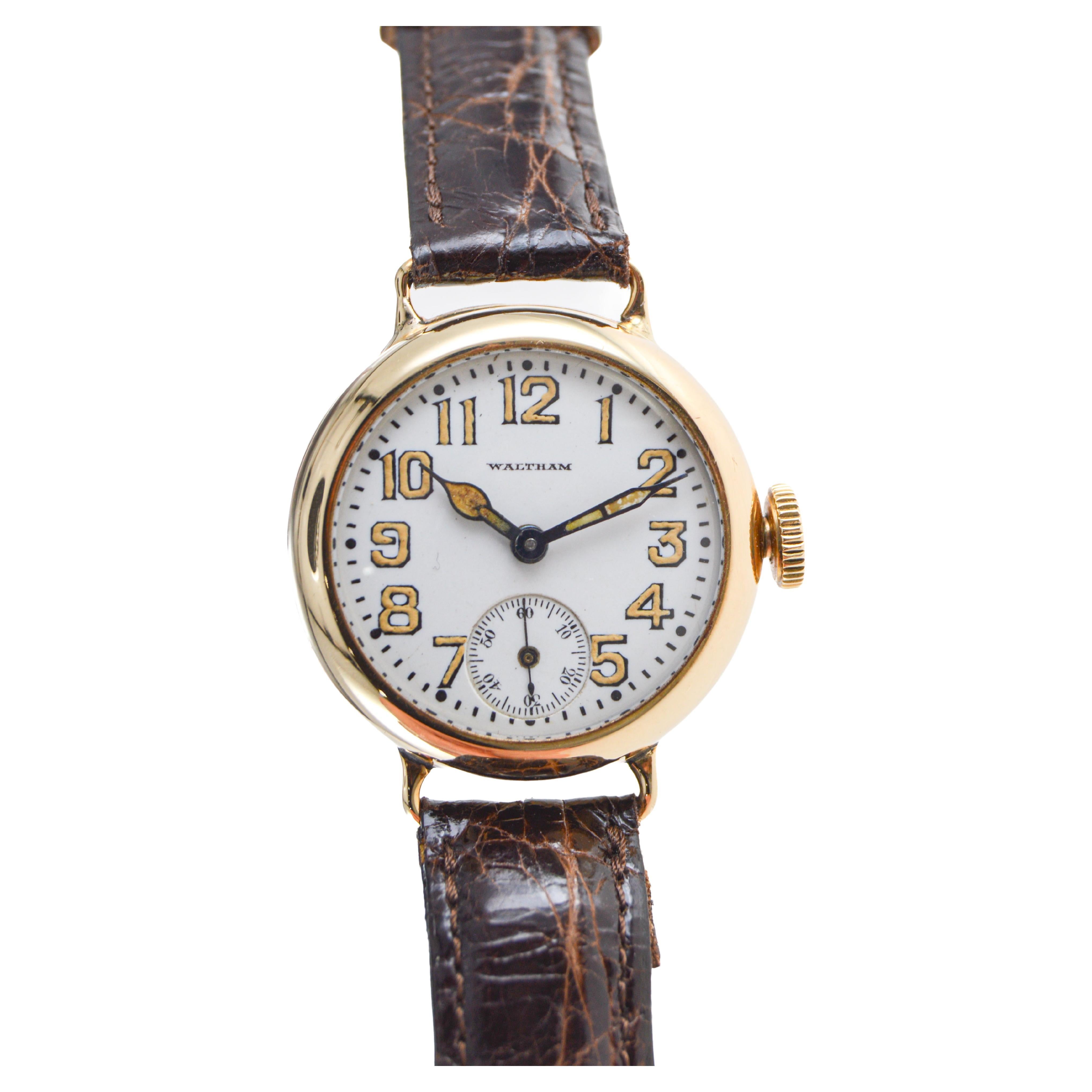 Women's or Men's Waltham 14Kt. Gold Campaign Style Watch from 1915 with Original Enamel Dial 1929 For Sale