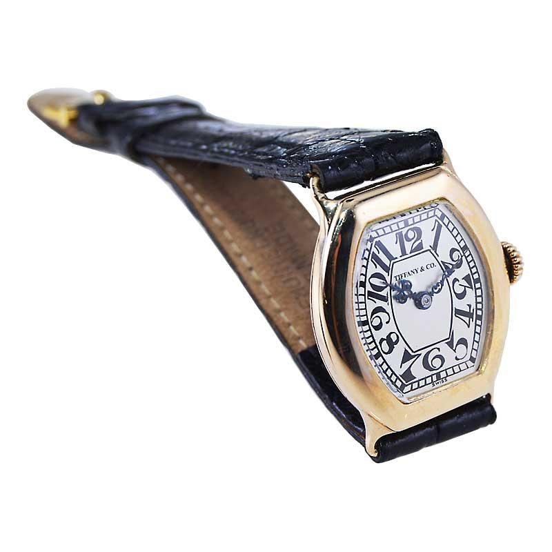 Waltham 14kt. Frühe amerikanische Uhr aus massivem Gold im Art déco-Stil in Fackelform aus dem Jahr 1912 im Angebot 2
