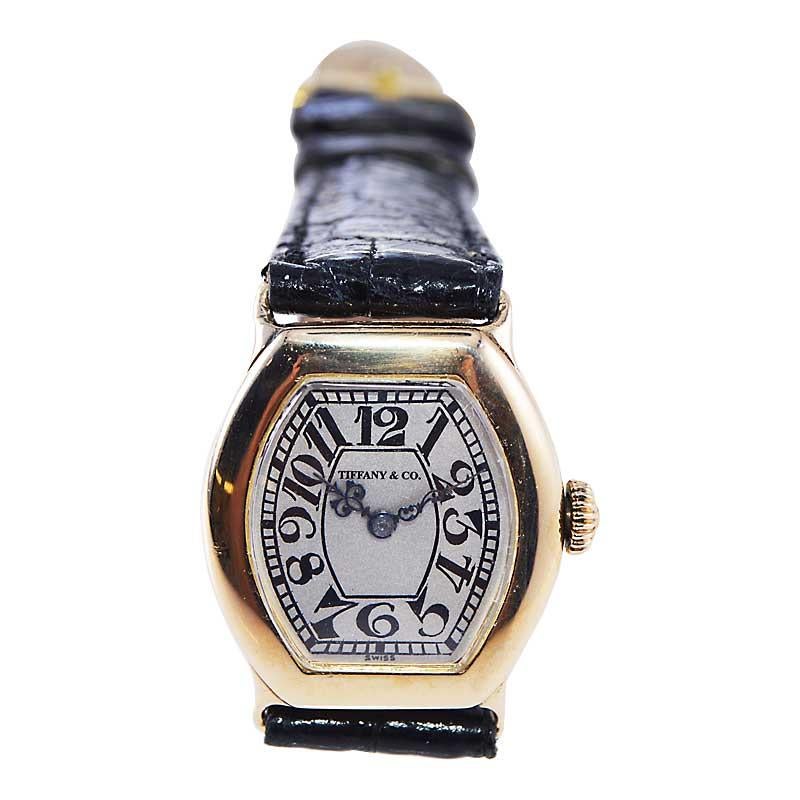 Waltham 14kt. Frühe amerikanische Uhr aus massivem Gold im Art déco-Stil in Fackelform aus dem Jahr 1912 im Angebot 3