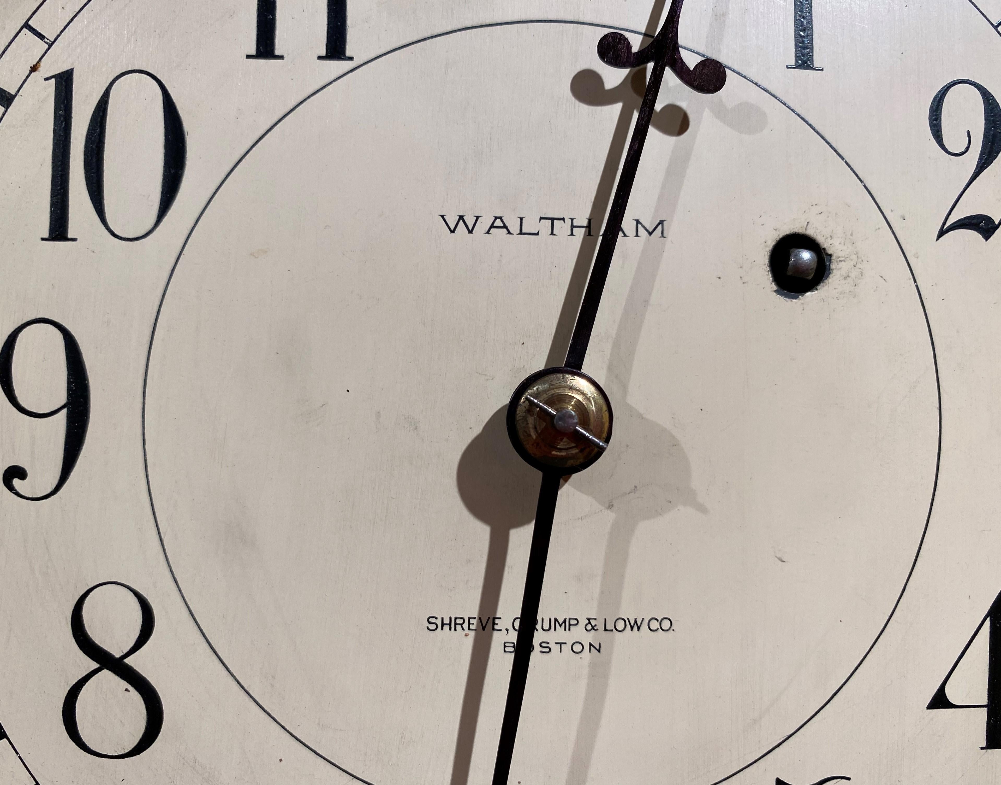 Waltham 8 Tage Banjo-Uhr für Shreve Crump and Low, Simon Willard Lackleder im Zustand „Gut“ im Angebot in Milford, NH