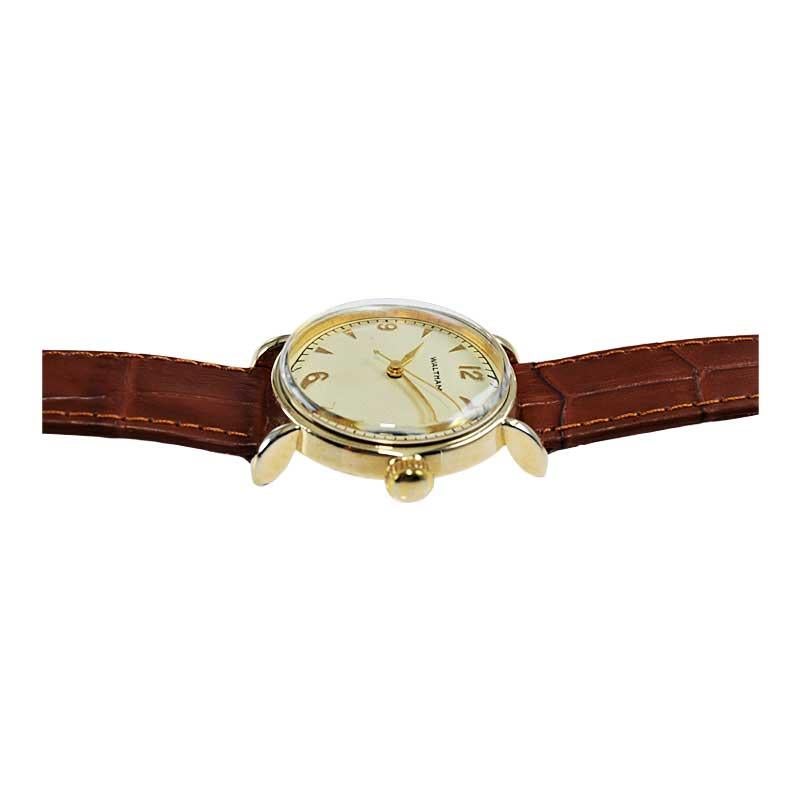 Waltham Montre-bracelet Art déco en or jaune remplie, années 1940 en vente 3