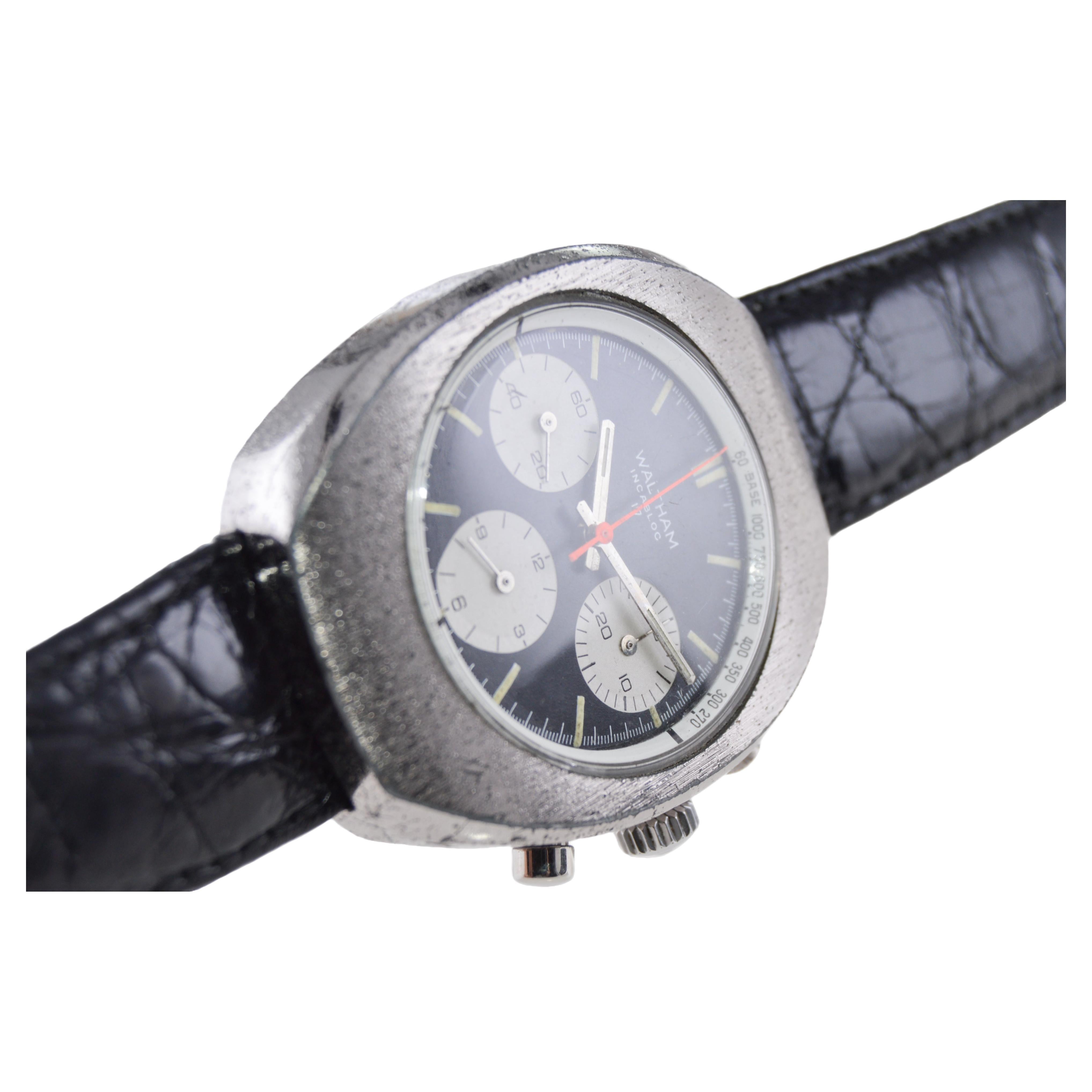 Reloj Manual Cronógrafo de Tres Registros Waltham Cromado Tonneau 3