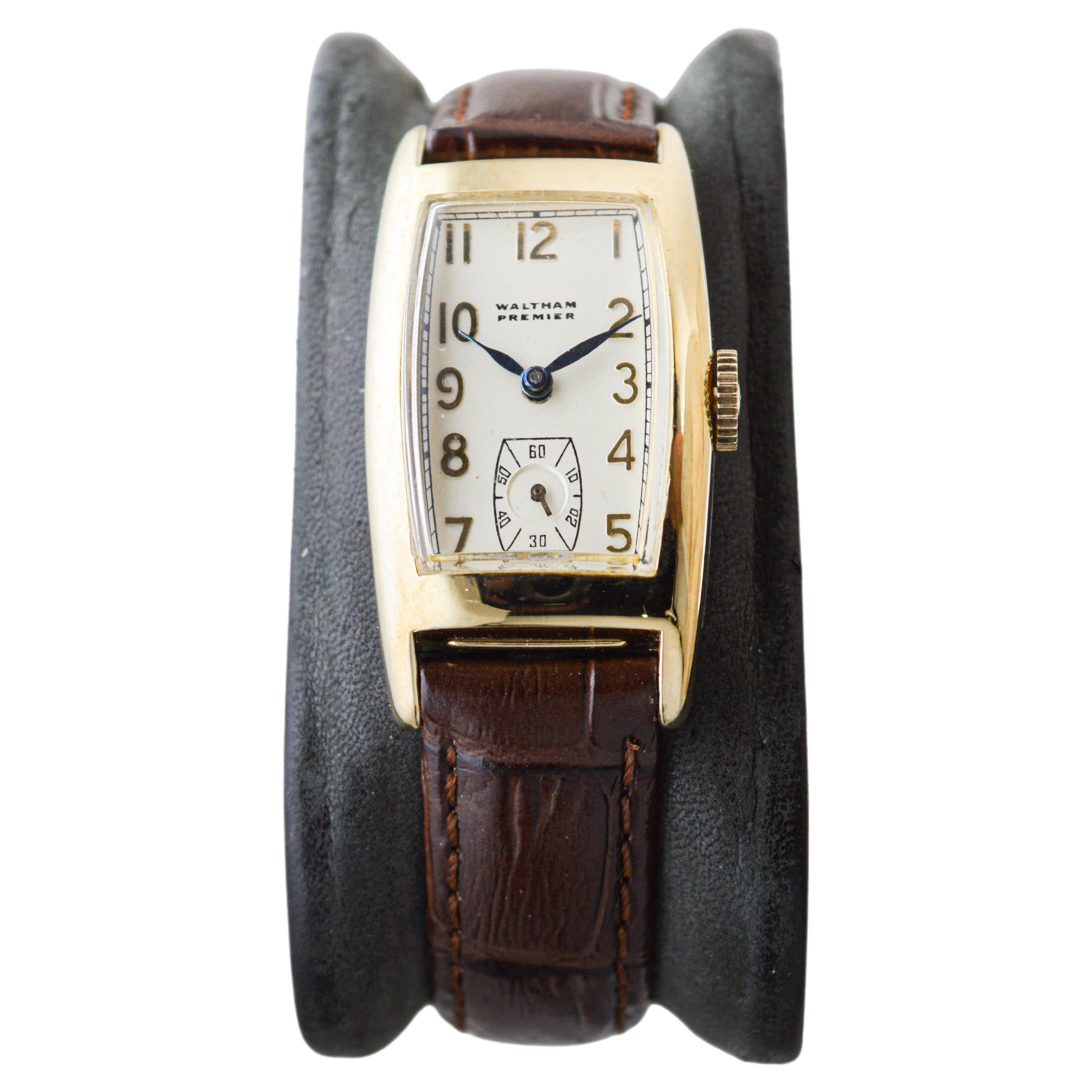 Waltham Gold Filled Art Deco Tonneau Shaped Watch with original Dial  In Excellent Condition For Sale In Long Beach, CA