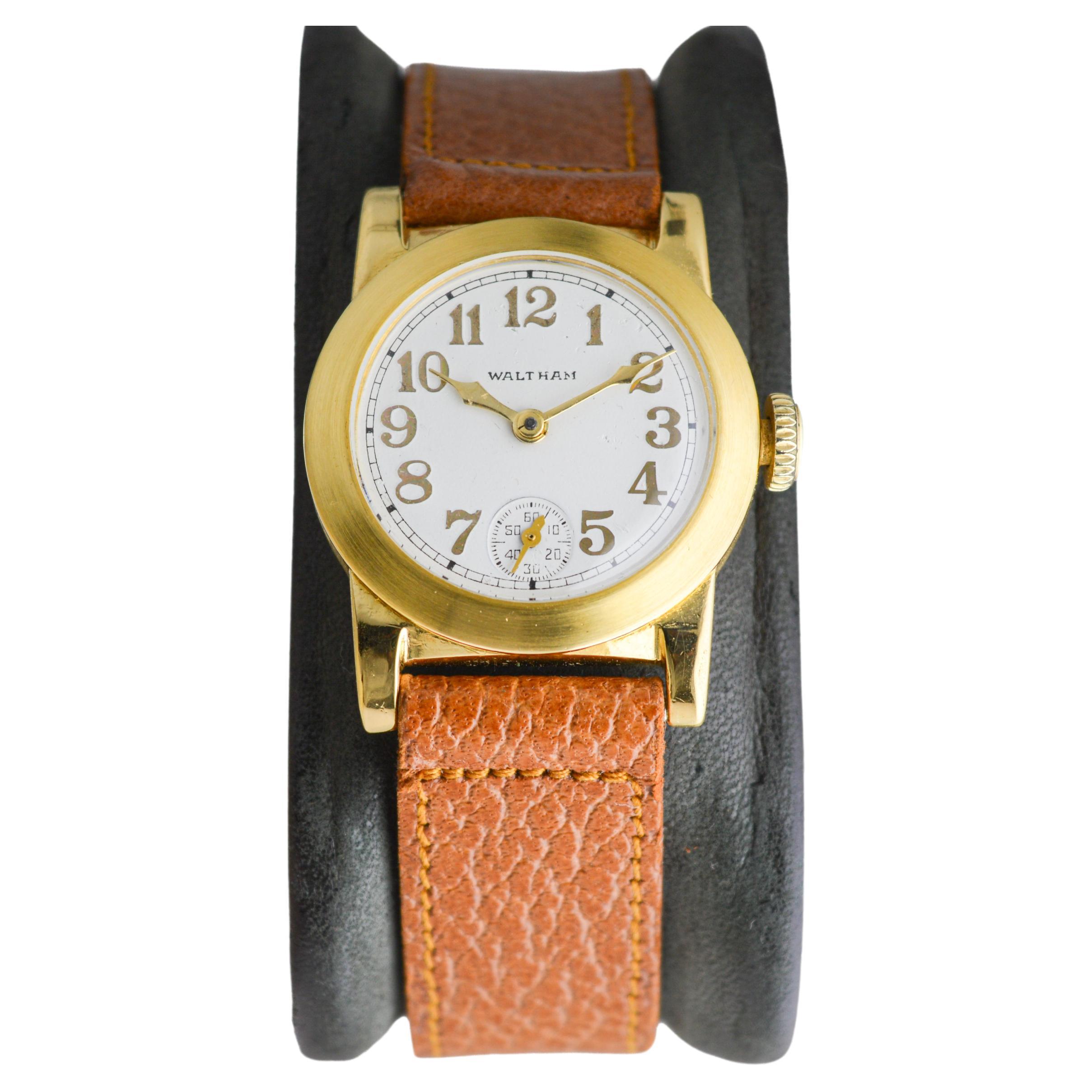 Women's or Men's Waltham Gold Filled Art Deco Watch circa 1925 with Original Dial and Strap For Sale
