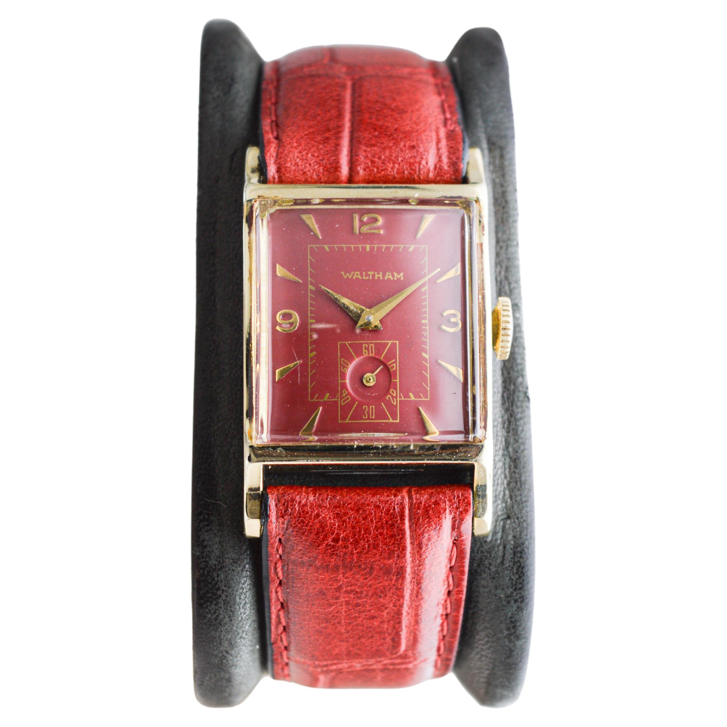 Waltham Gold-Filled Art Deco Watch with Custom Red Dial circa, 1950's In Excellent Condition For Sale In Long Beach, CA