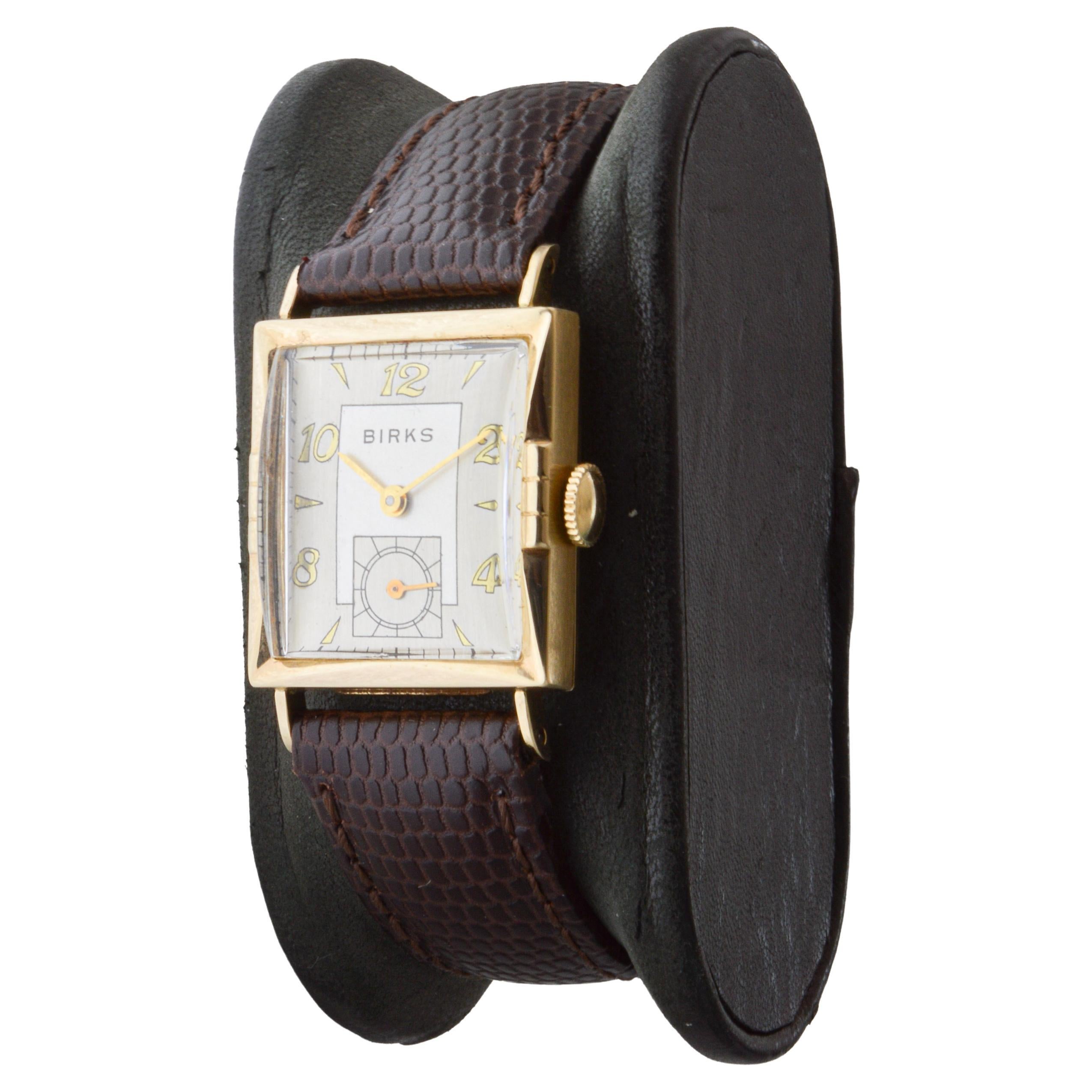 Waltham Yellow Gold Art Deco Watch circa 1950's For Sale 1